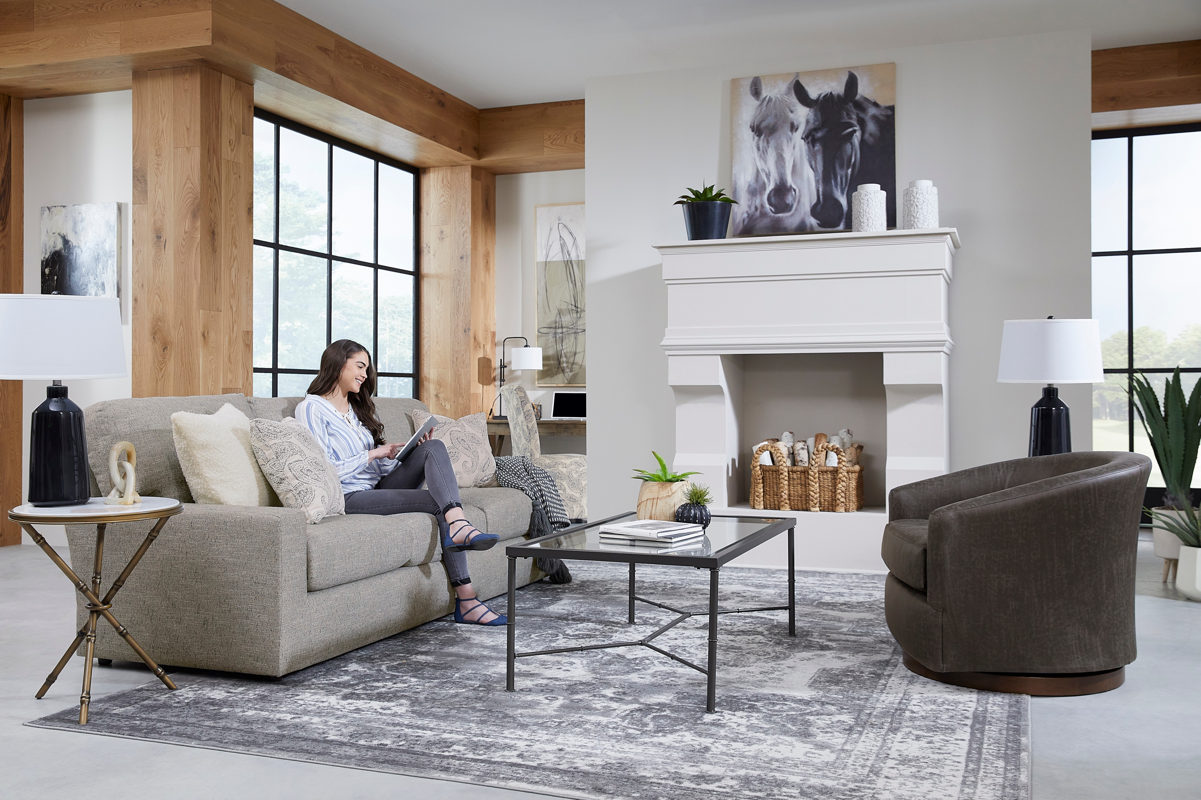 Best Home Furnishings Dovely Sofa