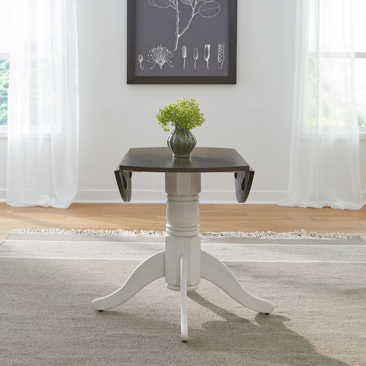 Liberty Furniture Brook Bay Round Pedestal Table