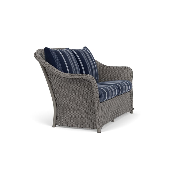 Lloyd Flanders Weekend Retreat Loveseat