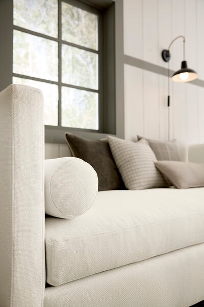 Vaughan-Bassett Tide & Timber Customizable Daybed