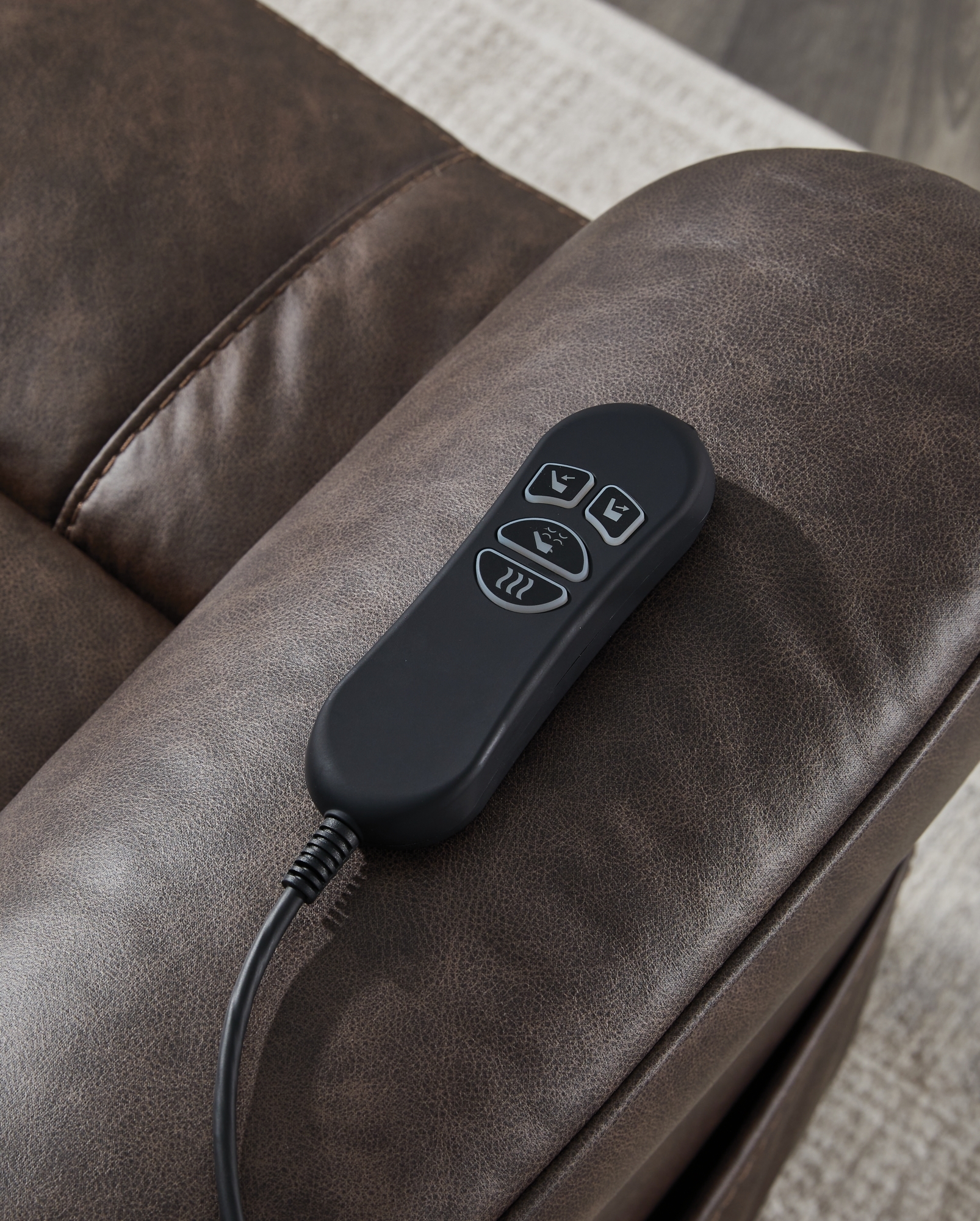 Signature Design by Ashley Oatman Power Lift Recliner