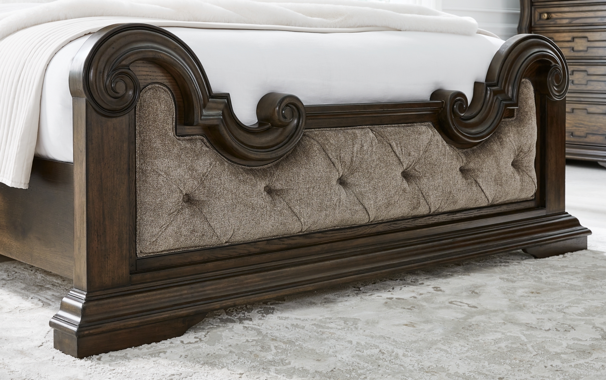 Signature Design by Ashley Maylee King Upholstered Bed