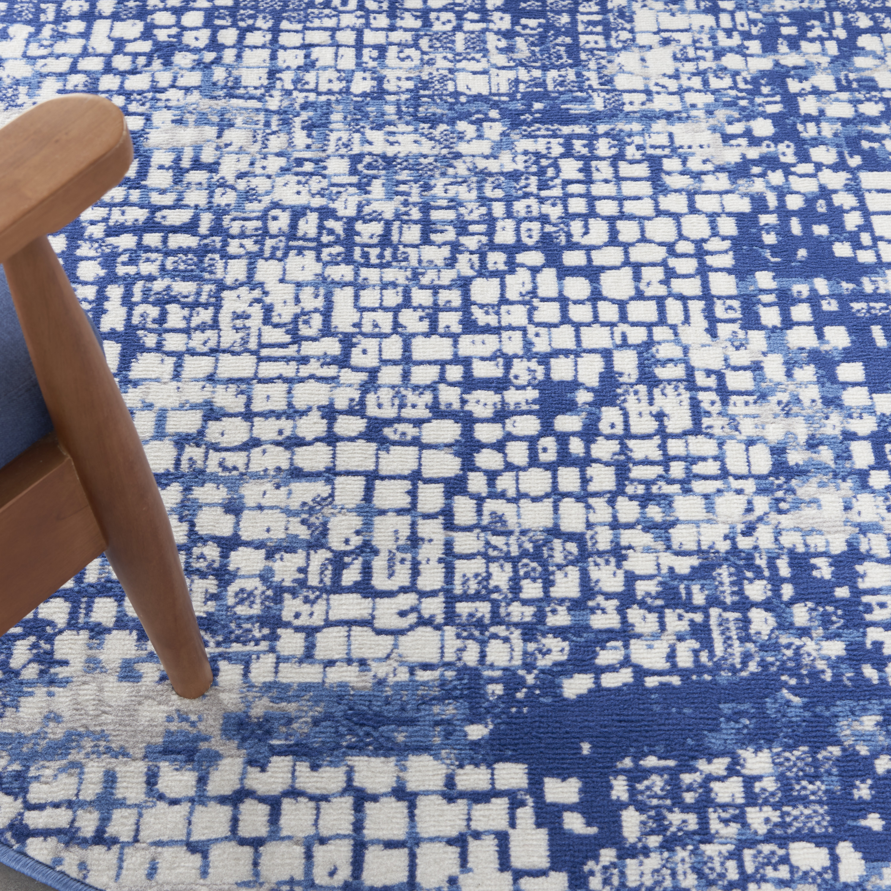 Nourison Whimsicle 5' Round  Rug