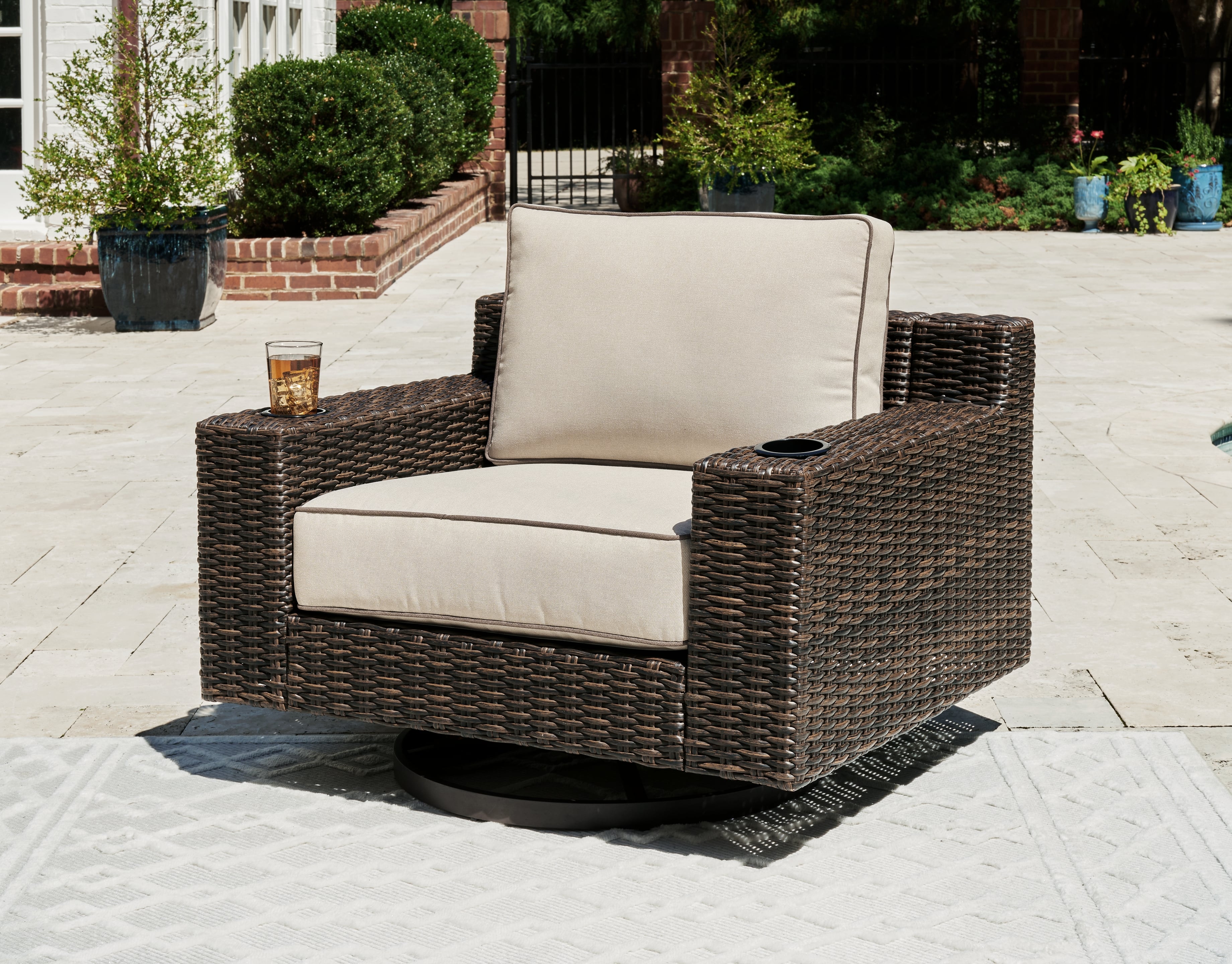 Outdoor Swivel Lounge With Cushion