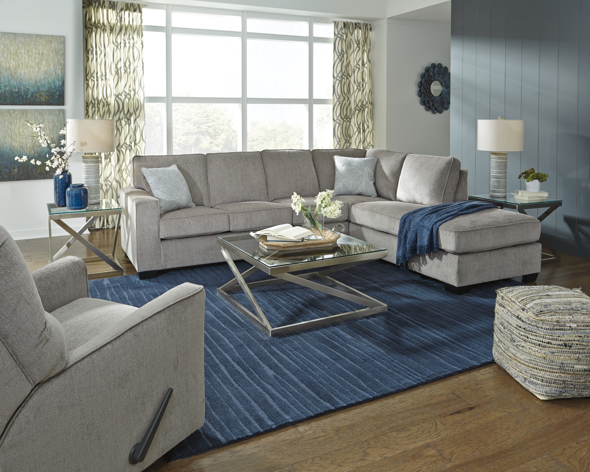 2-Piece Sleeper Sectional With Chaise