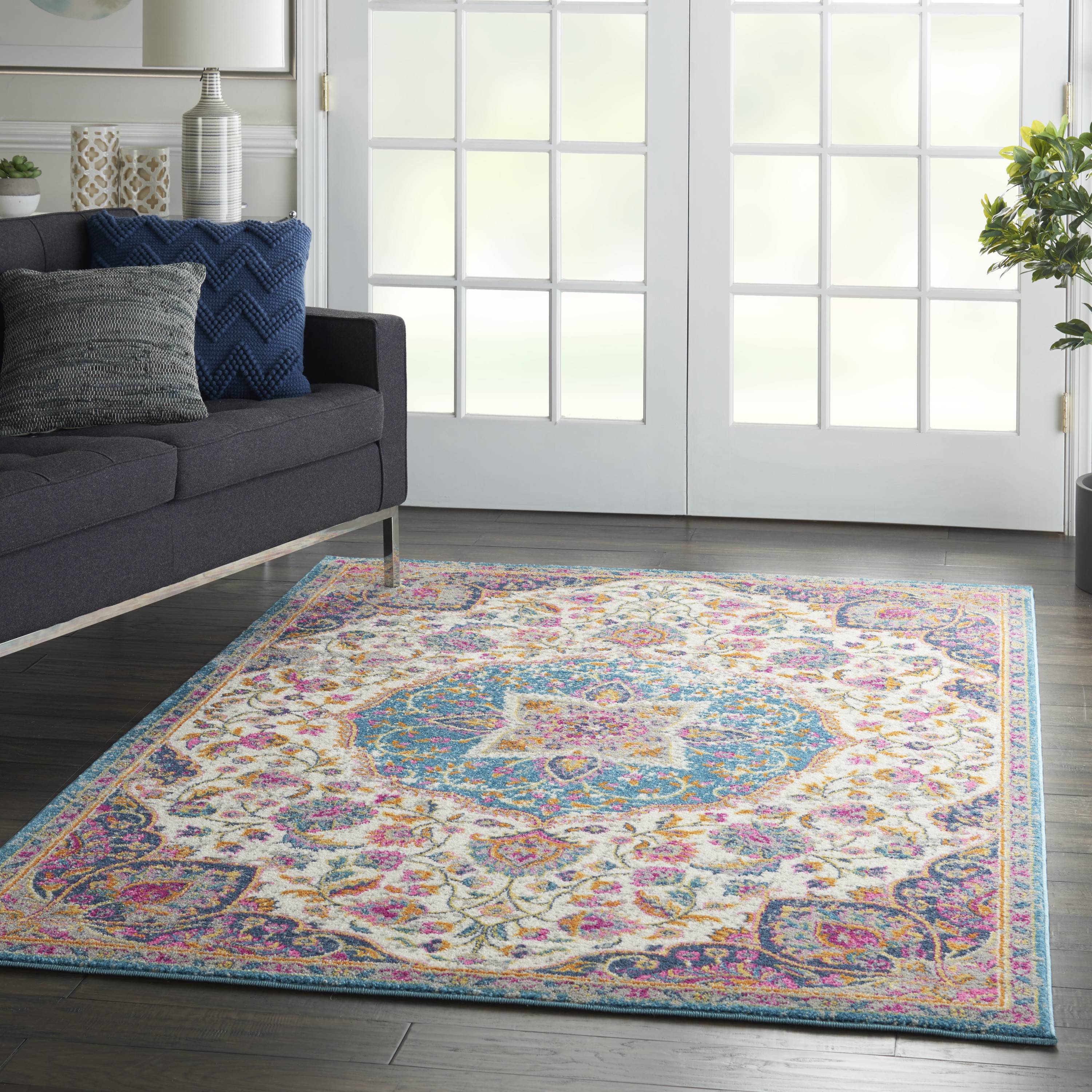 3'9" x 5'9"  Rug