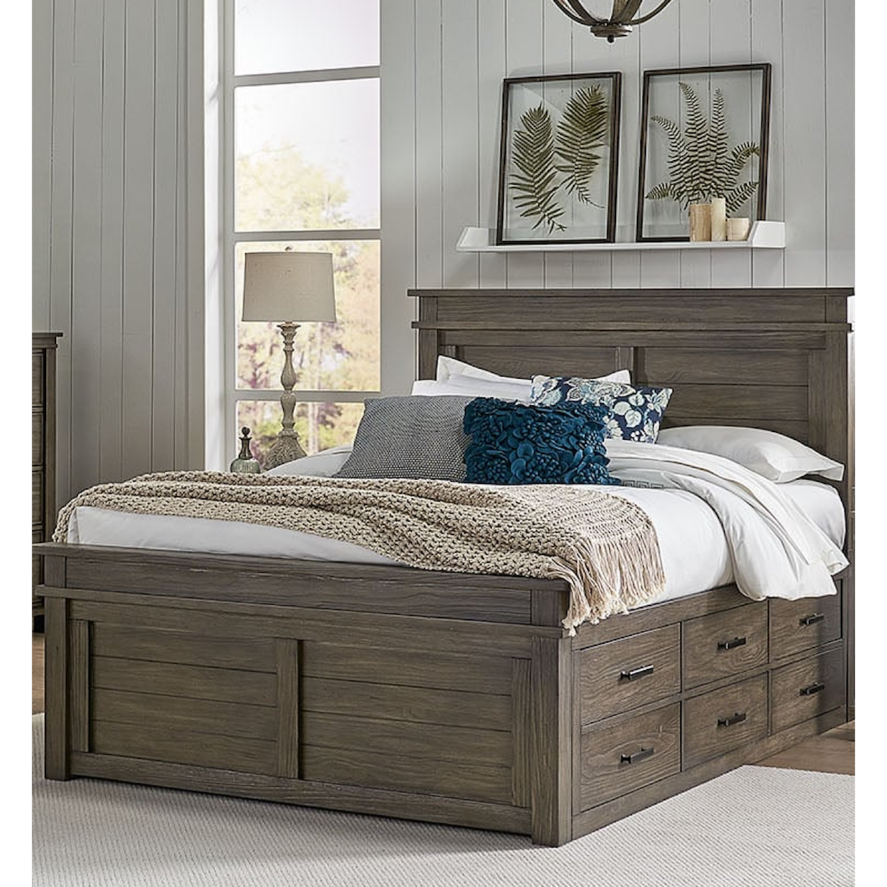 AAmerica Glacier Point Queen Captain Bed