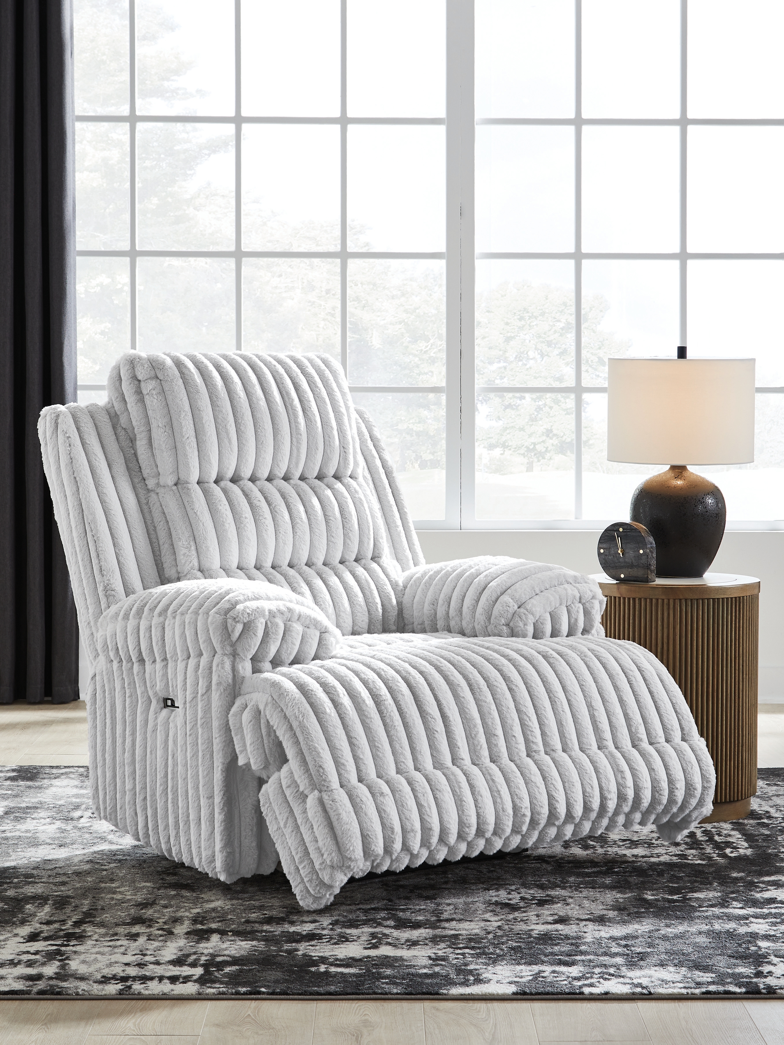 Signature Design by Ashley Rhine Falls Zero Wall Recliner