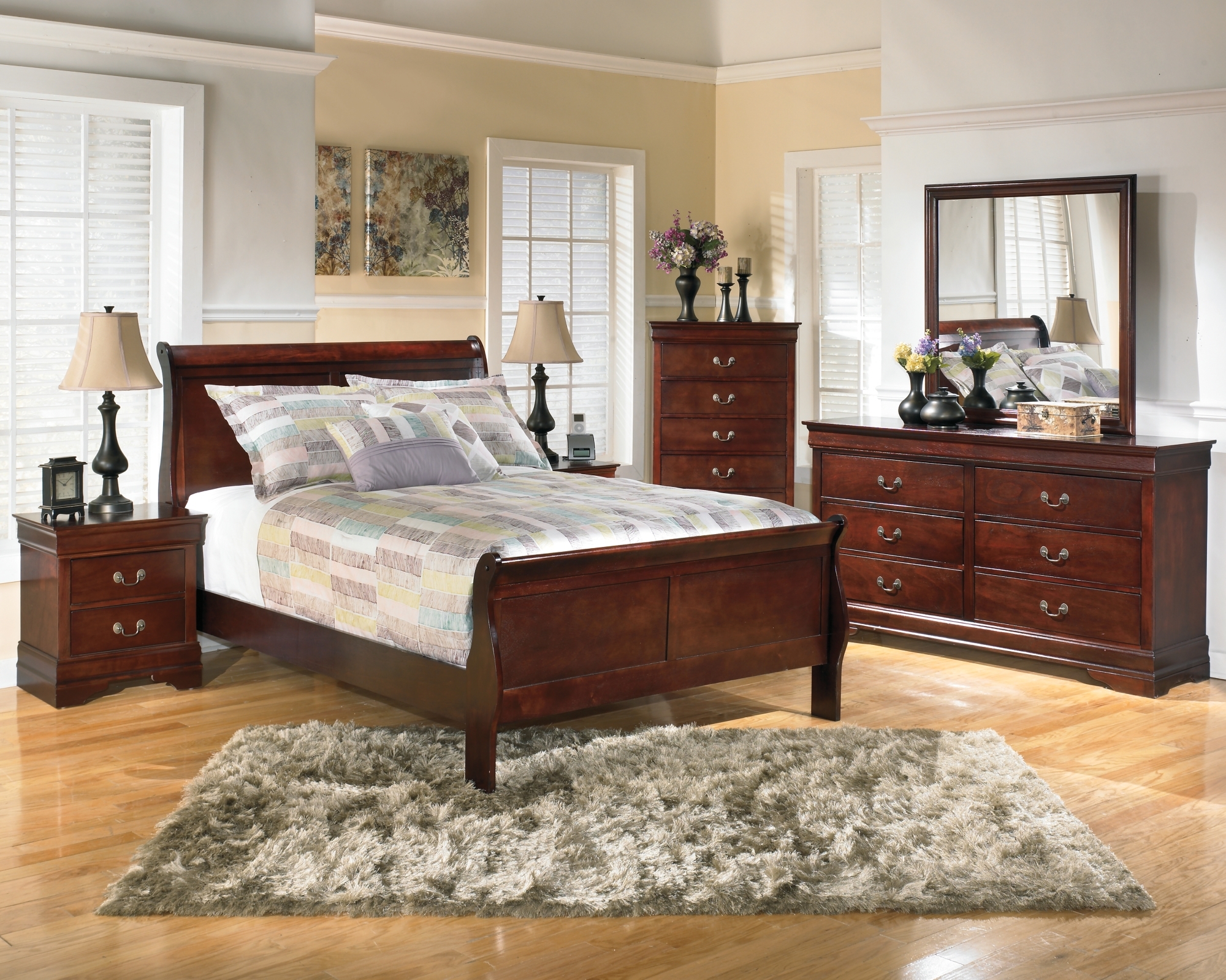 Signature Design by Ashley Alisdair Full Sleigh Bed