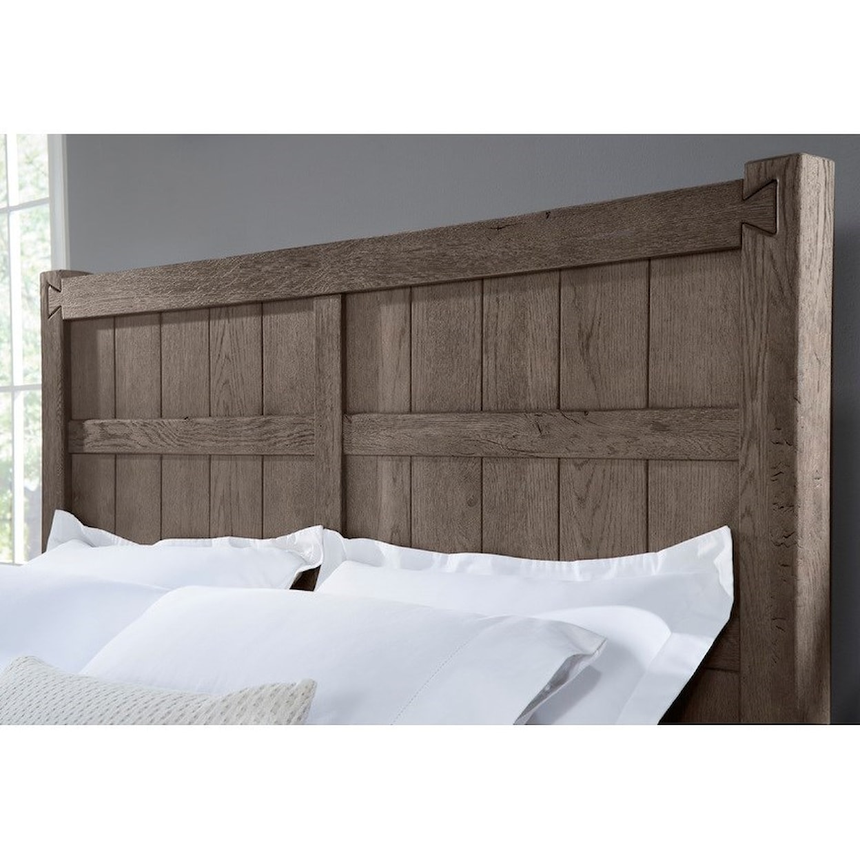 Vaughan Bassett Dovetail Bedroom King Board and Batten Bed
