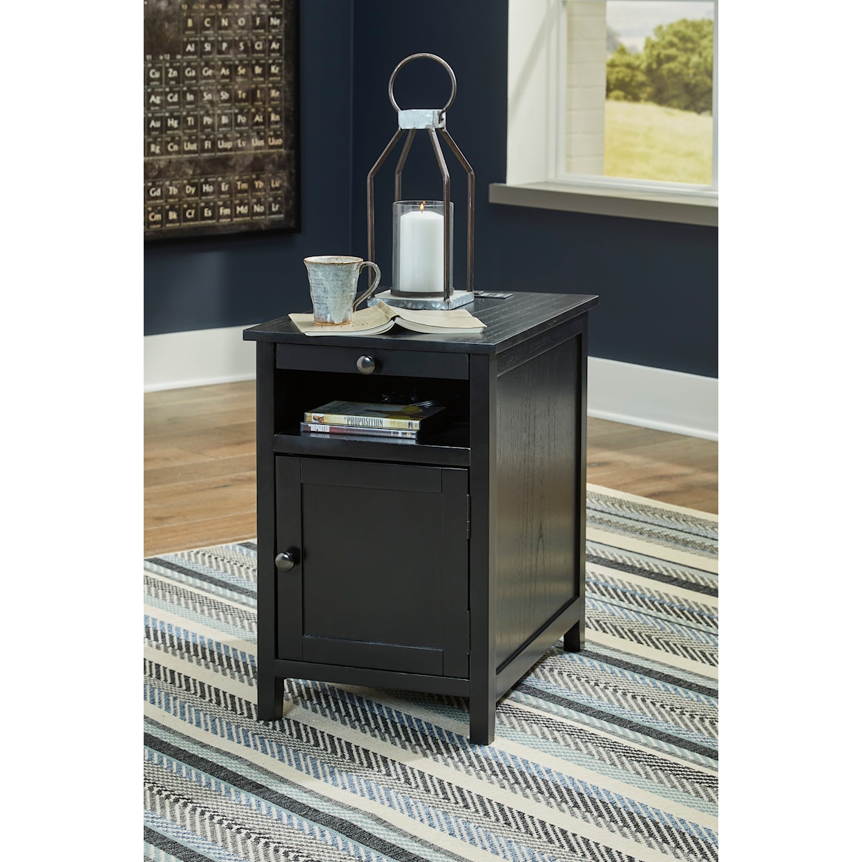 Ashley Signature Design Treytown Chairside End Table