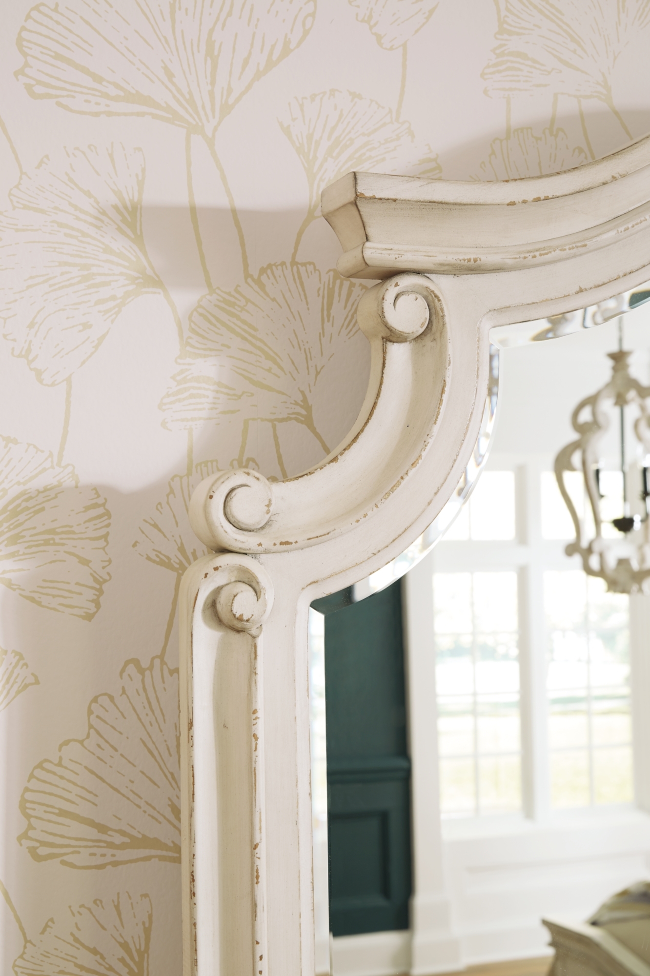 Signature Design by Ashley Realyn Queen Bedroom Set