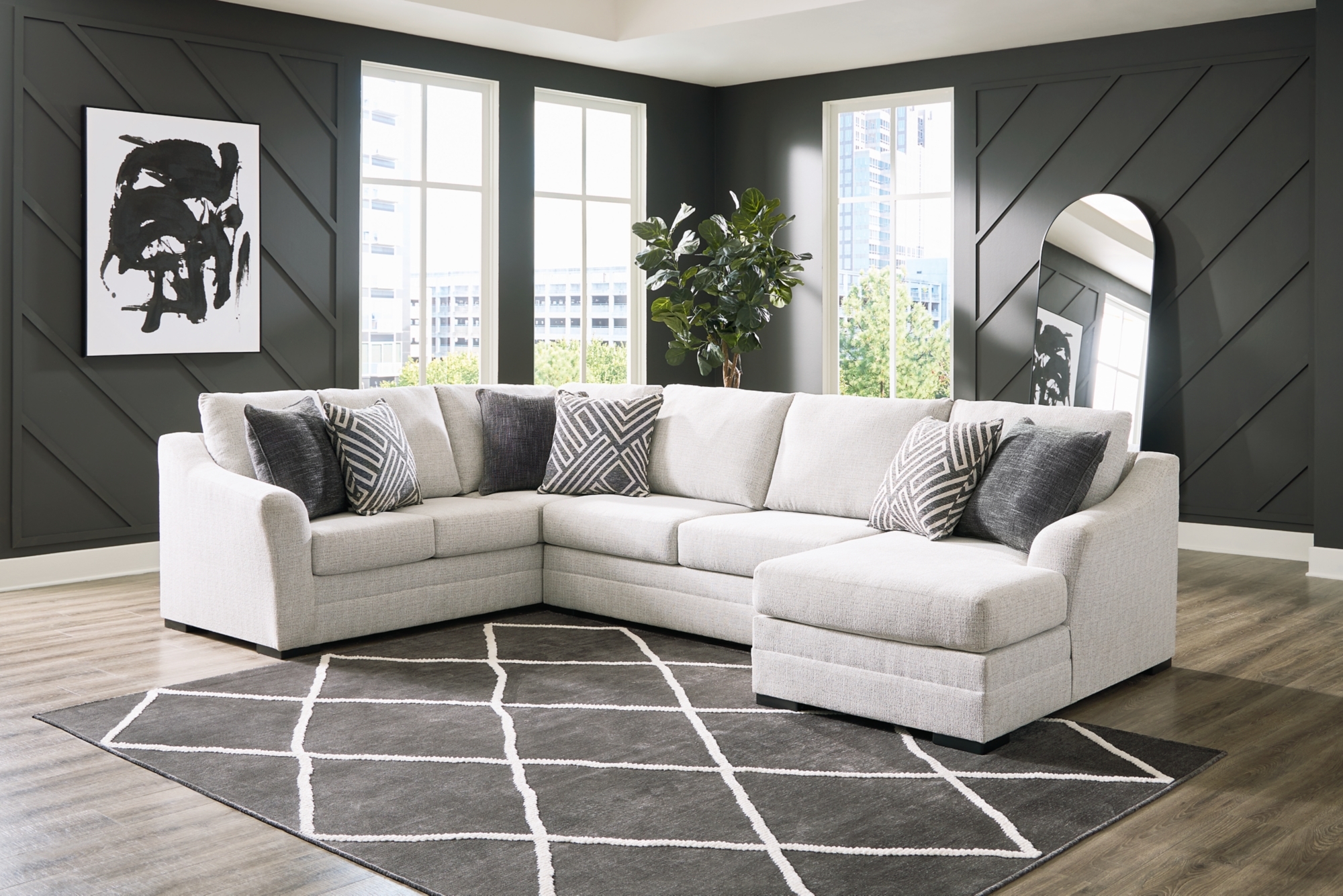 Sectional With Chaise