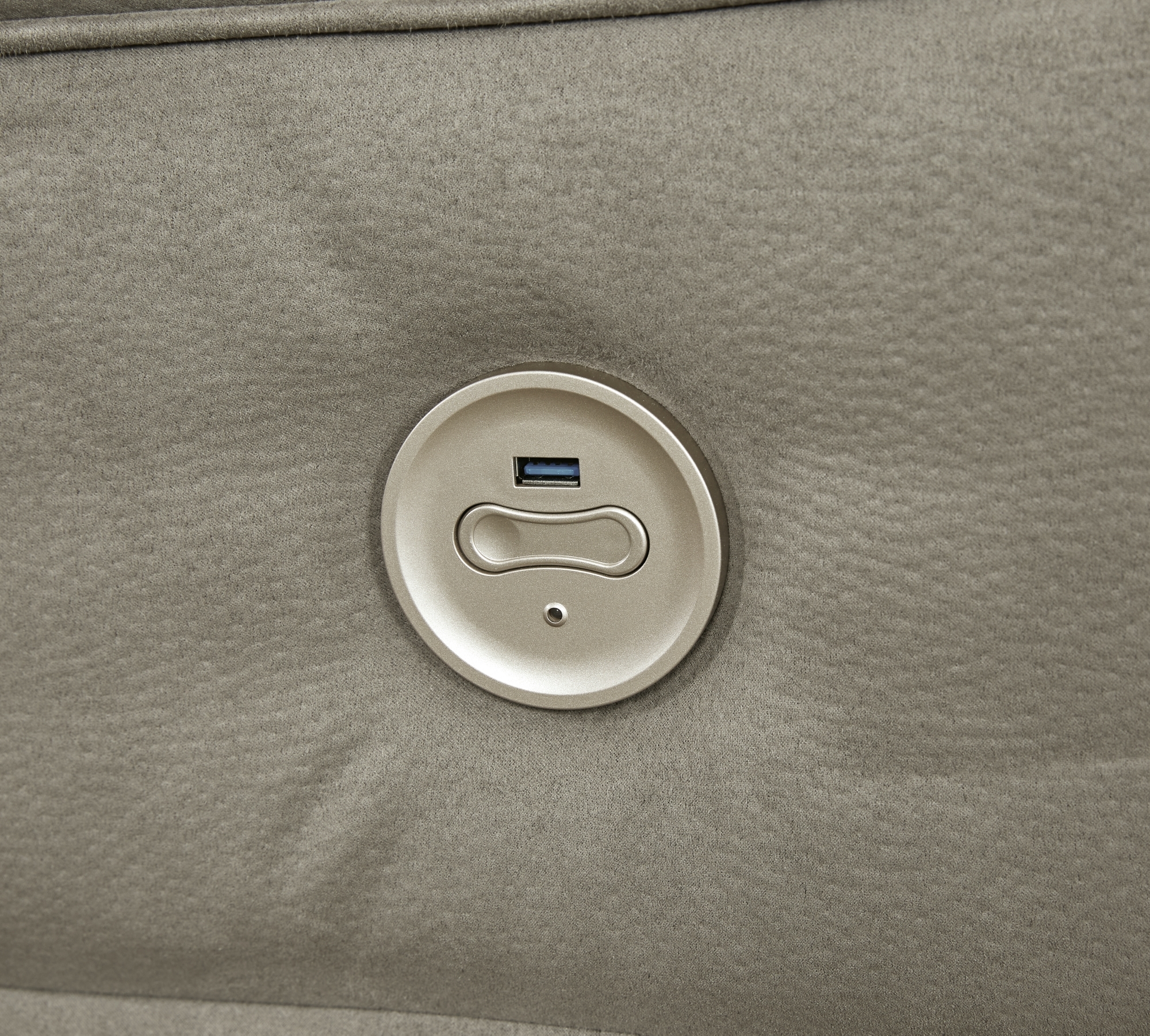 Signature Design by Ashley Next-Gen Gaucho Dbl Rec Pwr Loveseat W/ Console