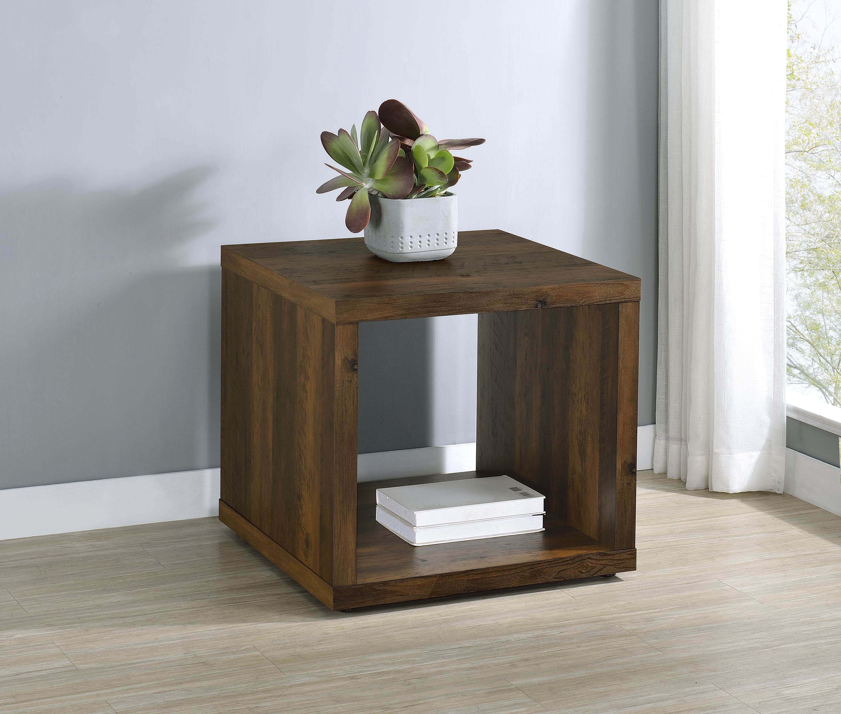Coaster Frisco Frisco Side End Table Pine