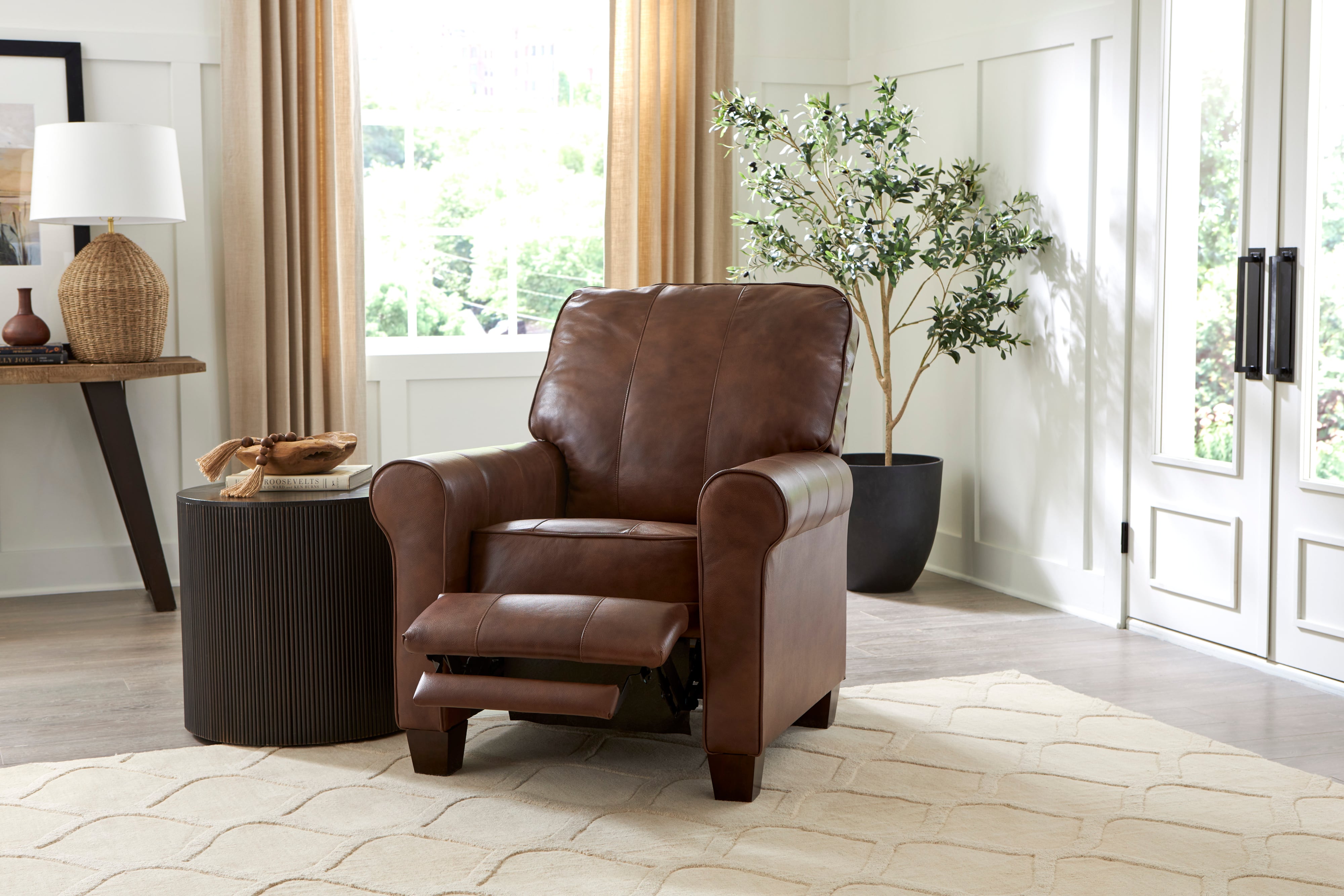 Best Home Furnishings Kayne High Leg Recliner