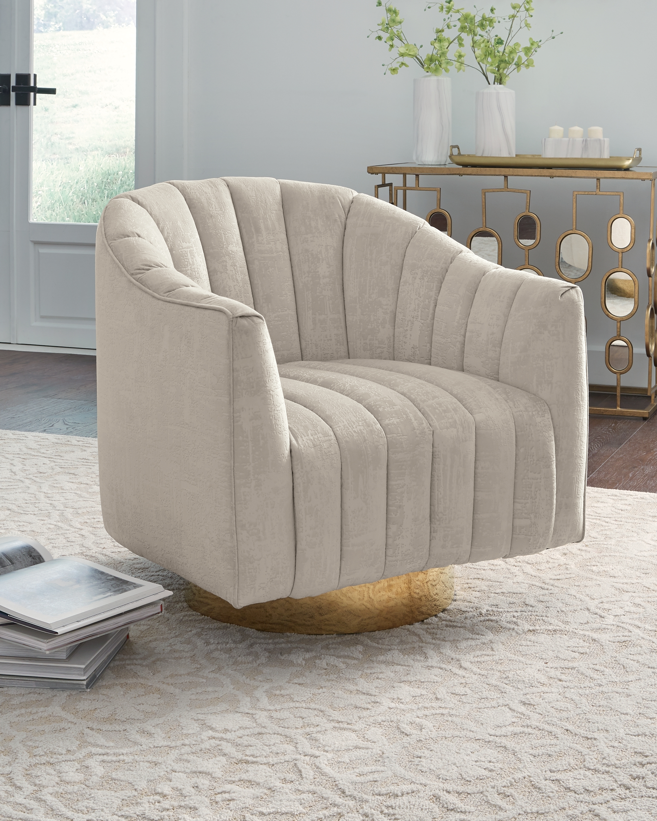 Swivel Accent Chair