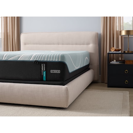 Queen LuxeAdapt 2.0 Medium Hybrid Mattress