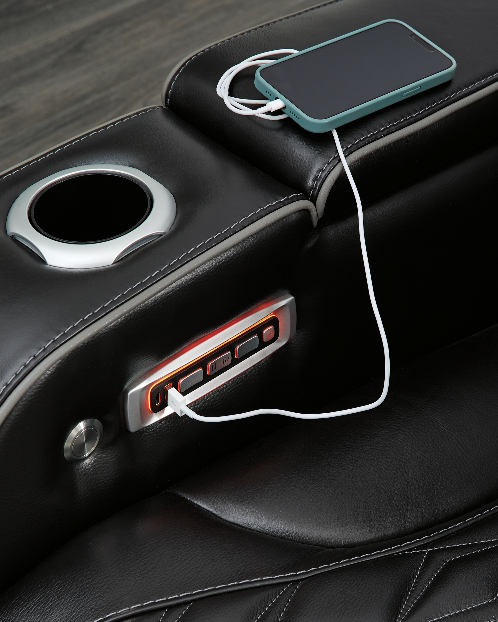 Signature Design by Ashley Boyington Pwr Rec Sofa With Adj Headrest