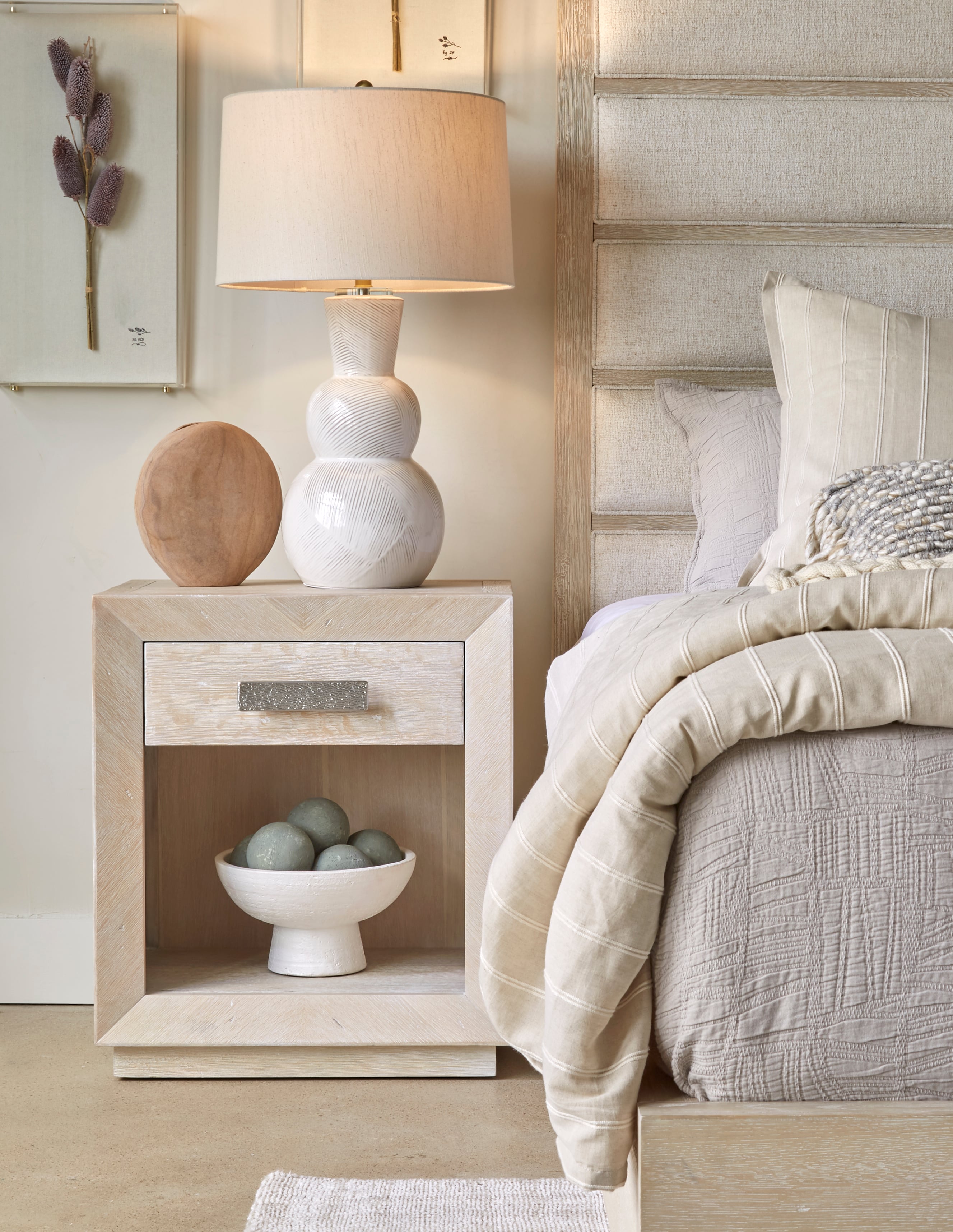 ThirtyOne TwentyOne Home Ivory Bay 322762104 Contemporary 1Drawer