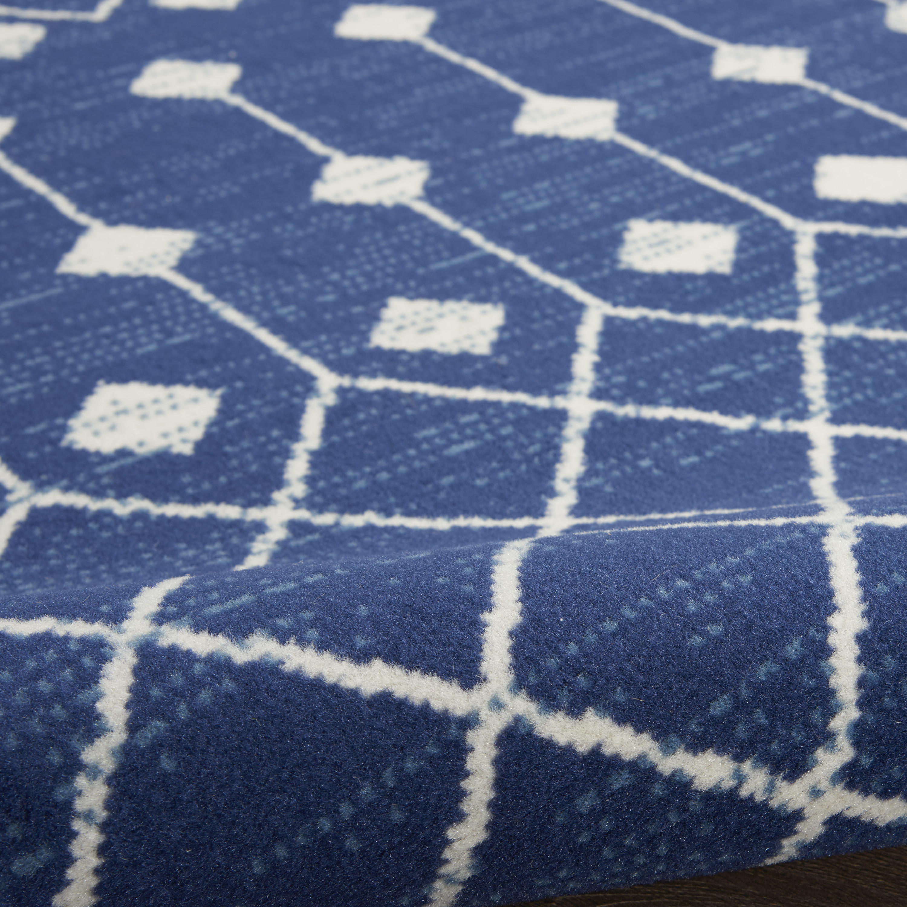 Nourison Grafix 5'3" x 7'3"  Rug
