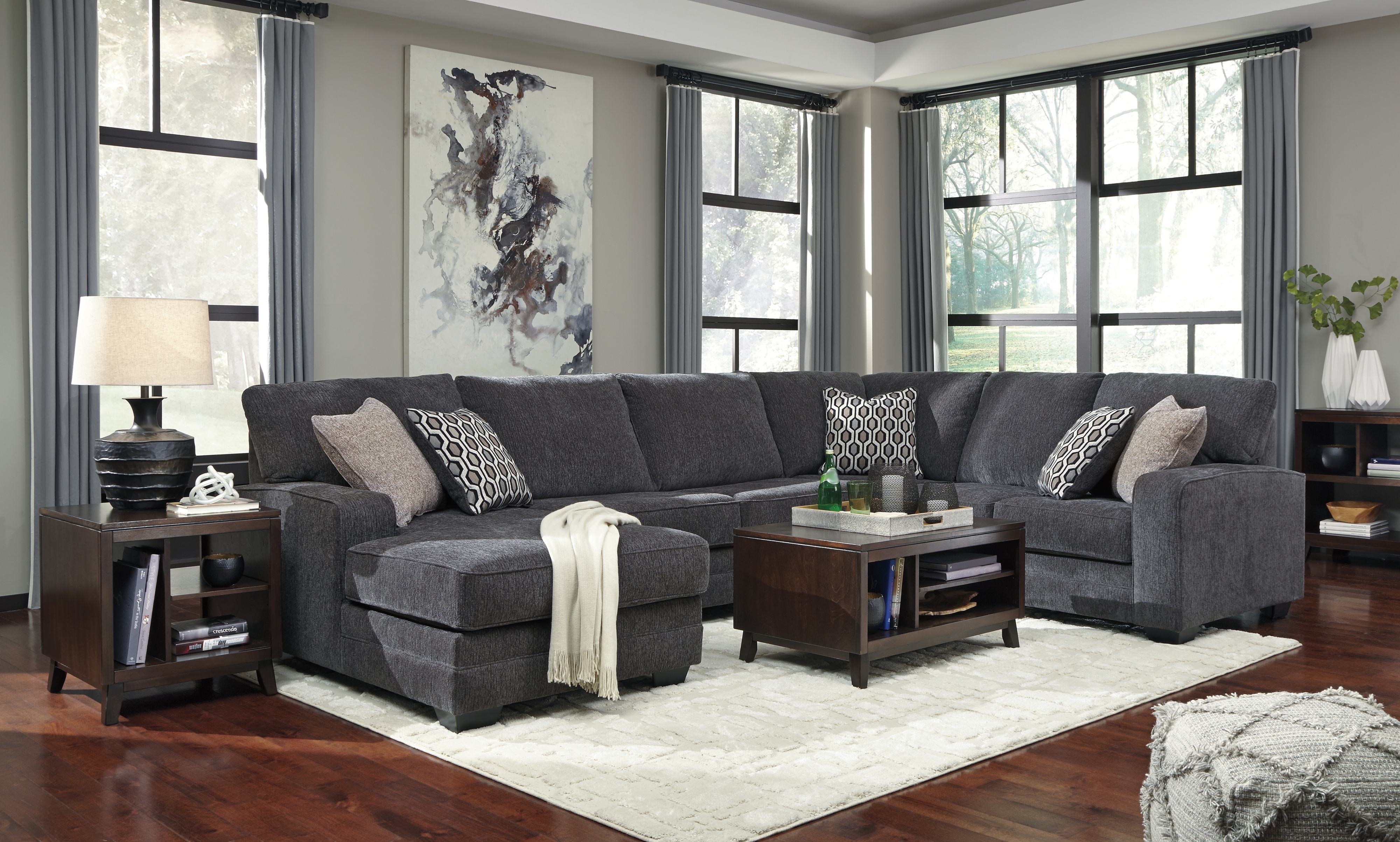 Sectional With Chaise