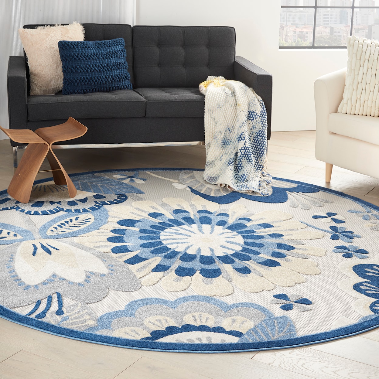 Nourison Aloha 7'10" Round  Rug