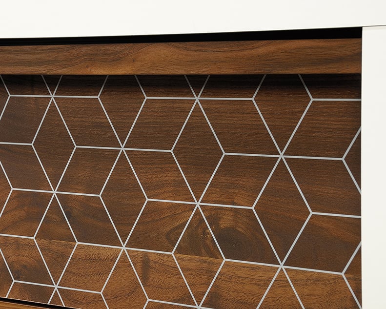 Sauder HARVEY PARK Harvey Park Dresser