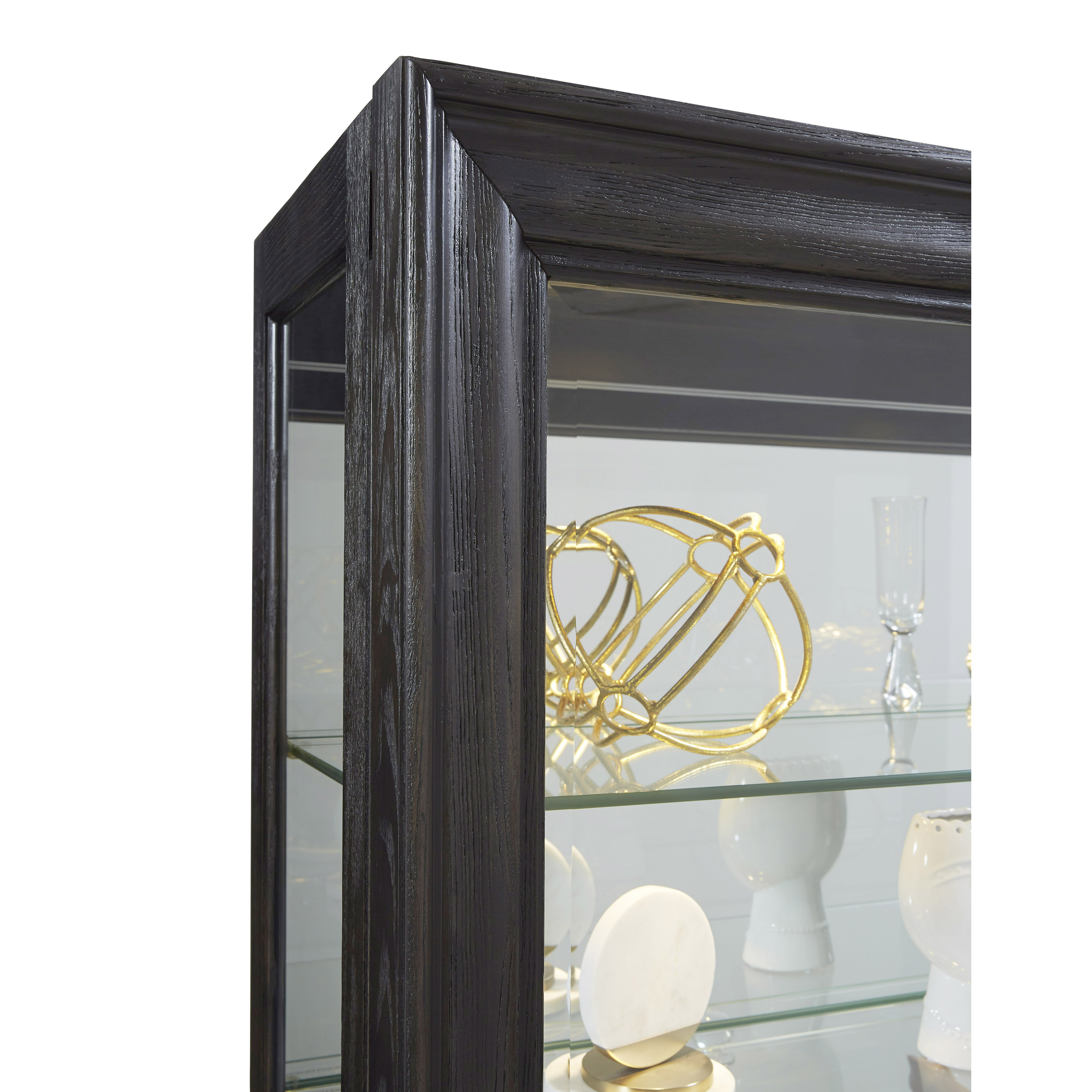 Pulaski Furniture Curios P021553 Traditional Sliding Front Curio with