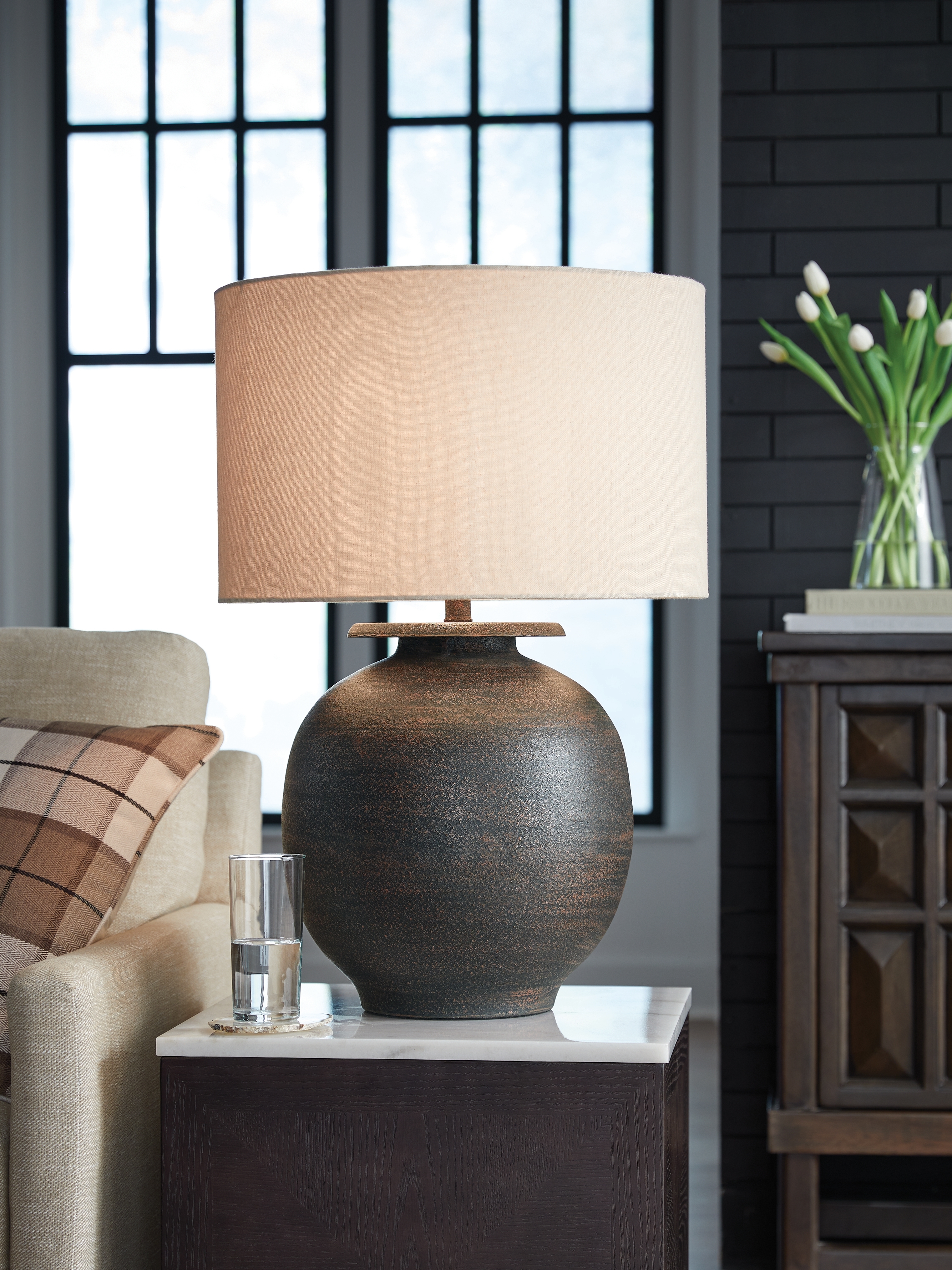 Signature Design by Ashley Carlenbury Metal Table Lamp