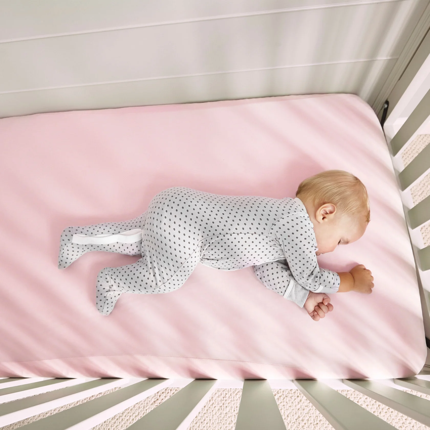 Hyper-Linen Performance® Crib Sheet