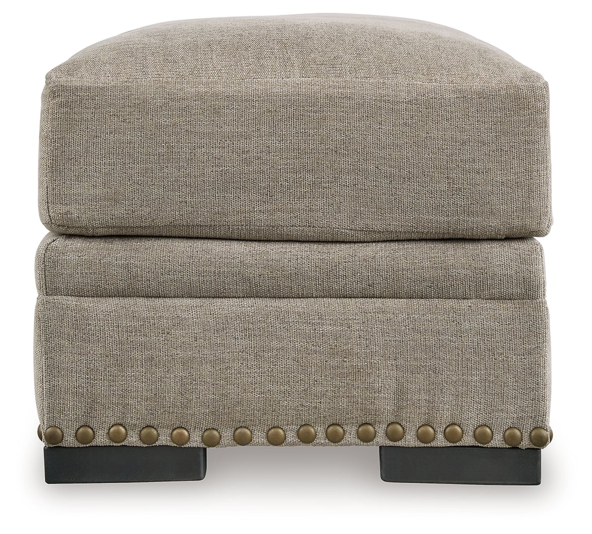 Benchcraft Galemore Chair Ottoman