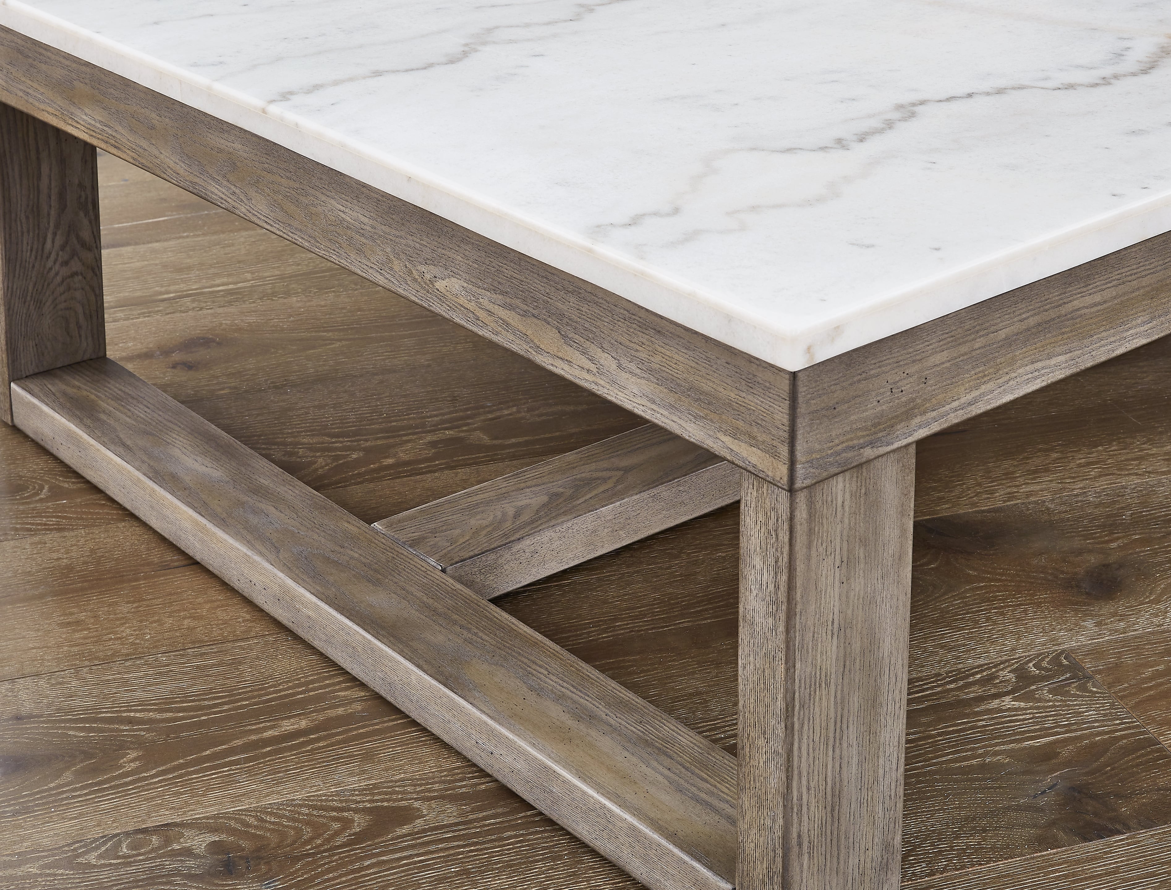 Signature Design by Ashley Loyaska Rectangular Cocktail Table