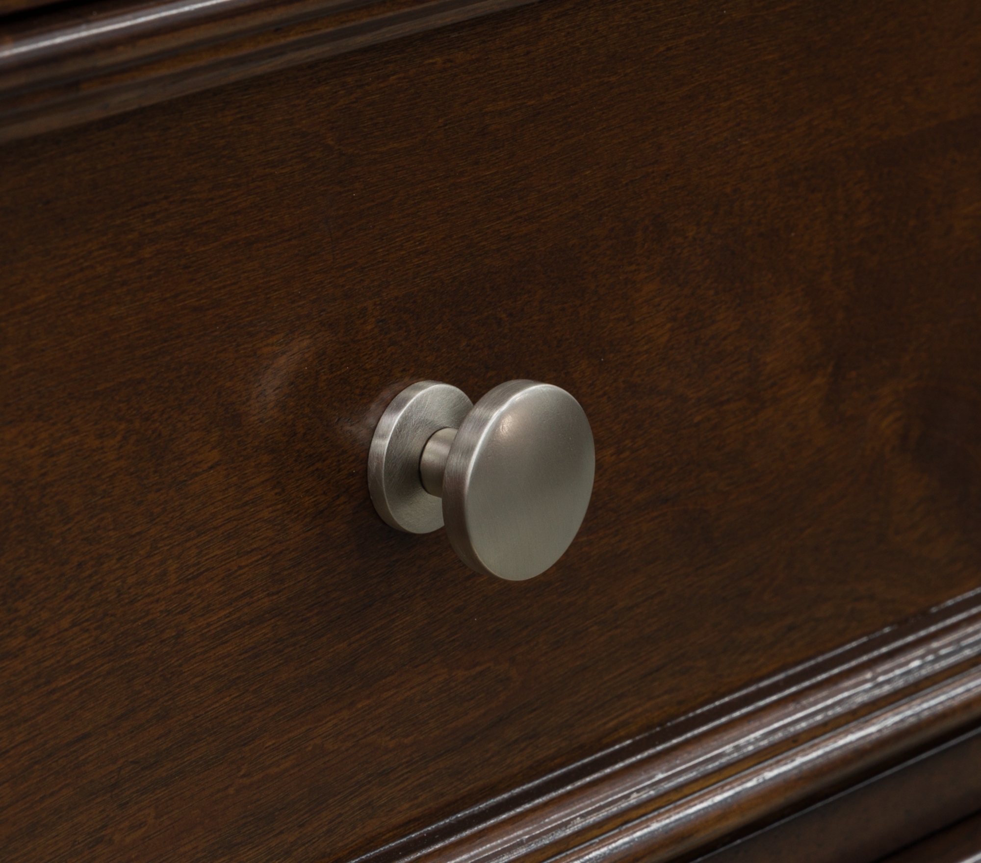 Signature Design by Ashley Danabrin 2-Drawer Nightstand