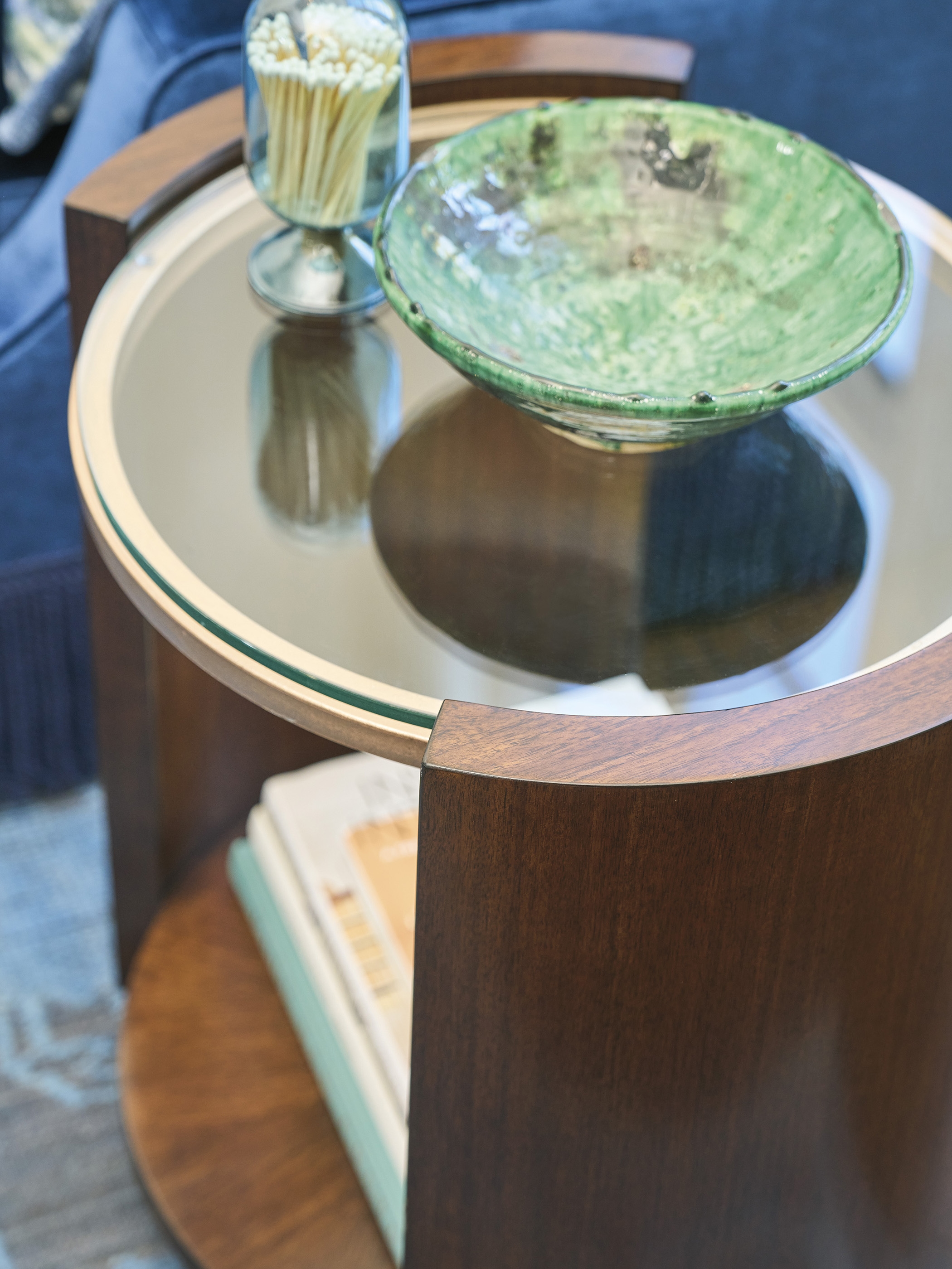 Lexington Rendezvous Lennox Round Accent Table