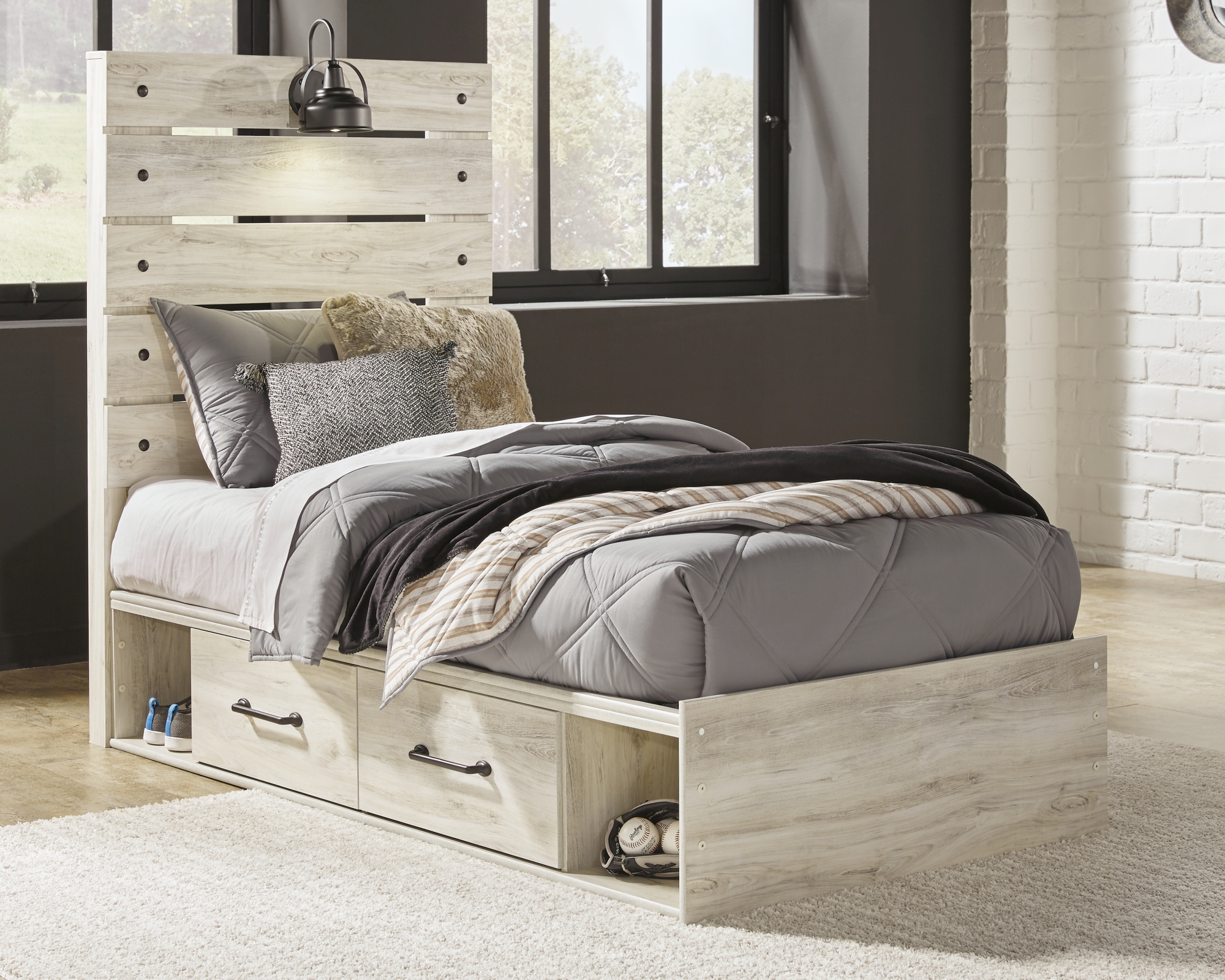Signature Design by Ashley Cambeck Twin Bedroom Set