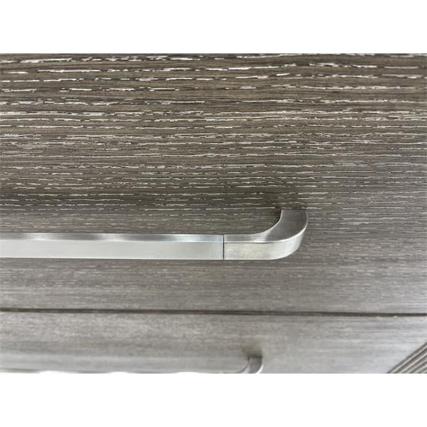 Riverside Furniture Sariel 9-Drawer Dresser