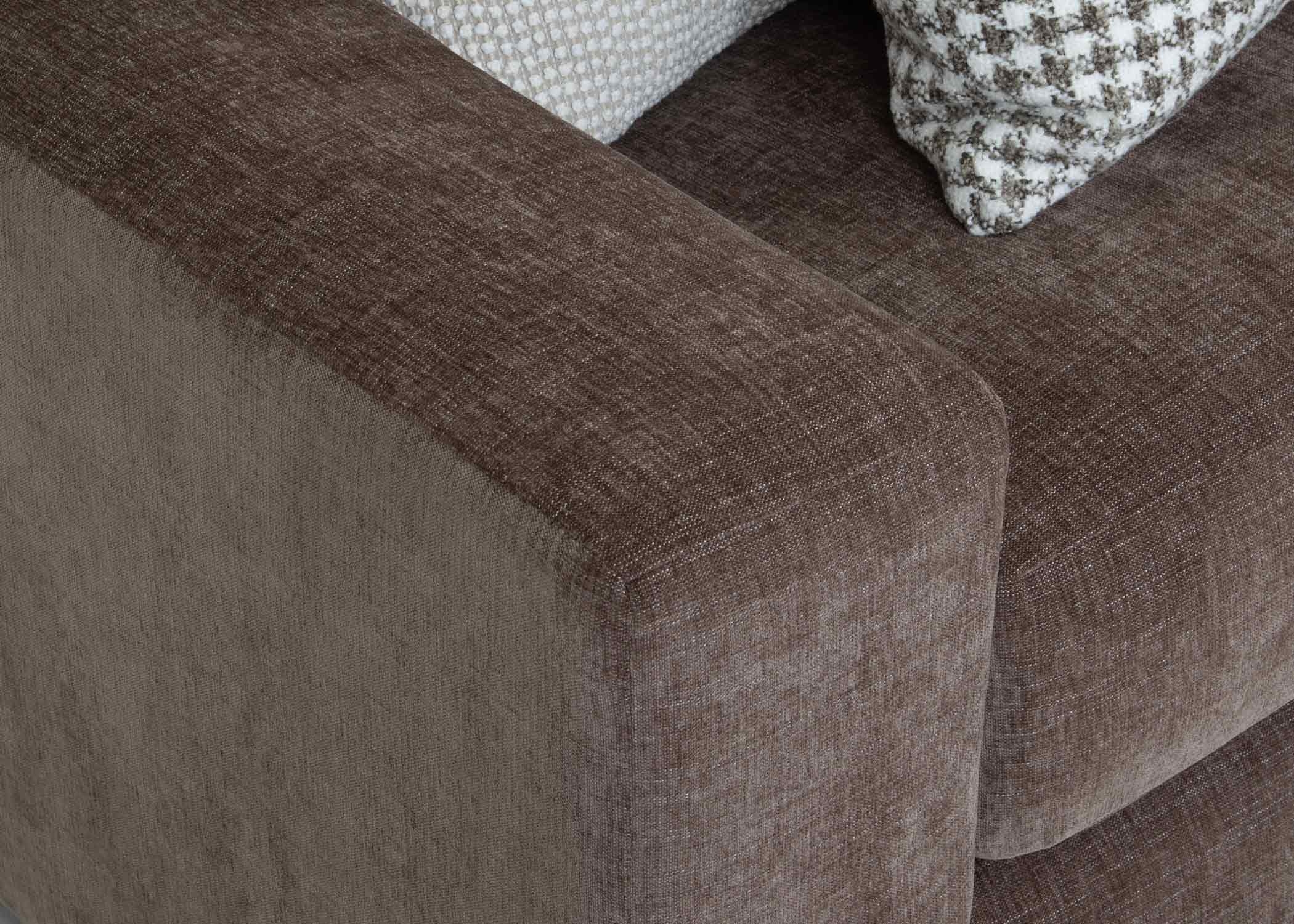 Franklin 814 Talise Sofa