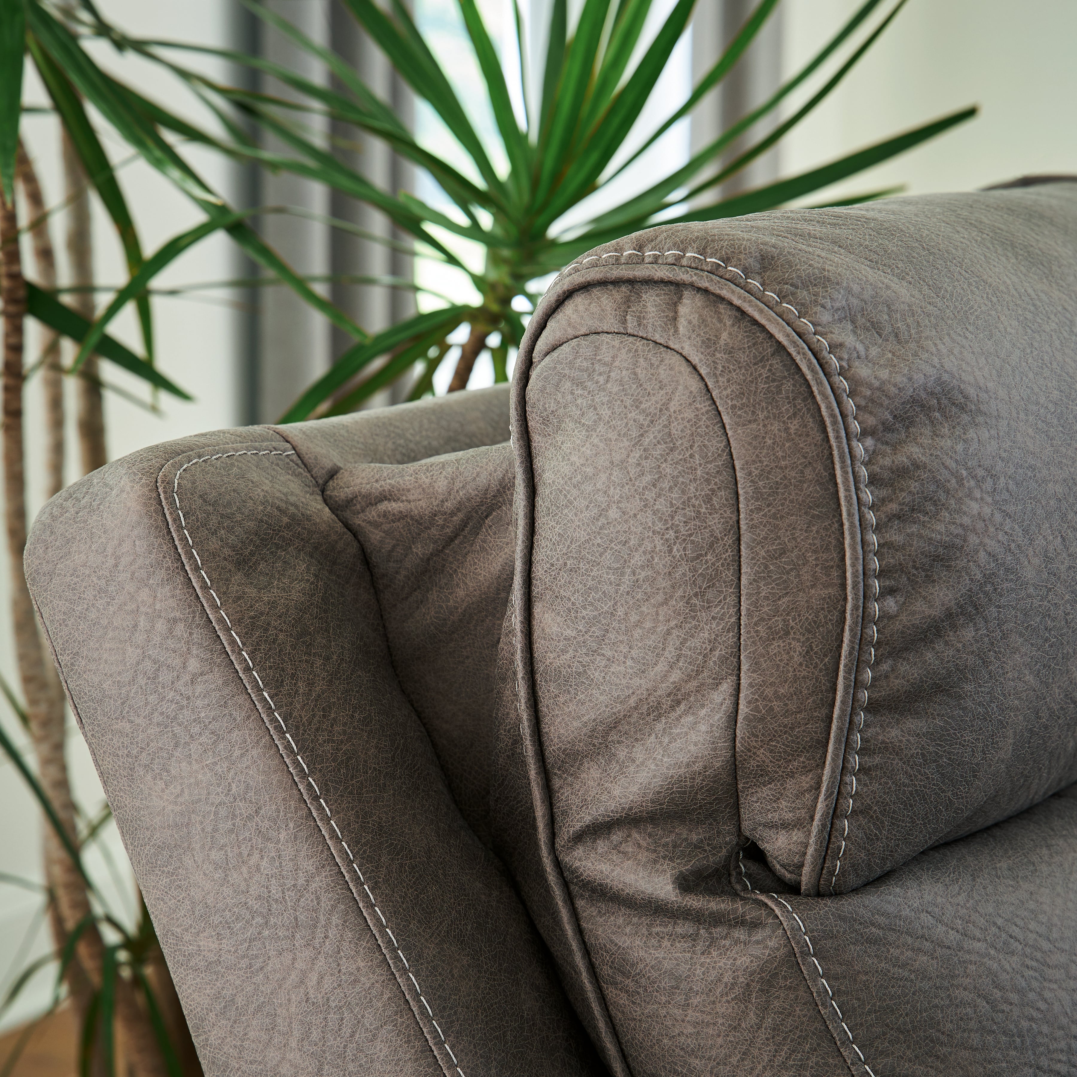 Signature Design by Ashley Starbot Reclining Sectional