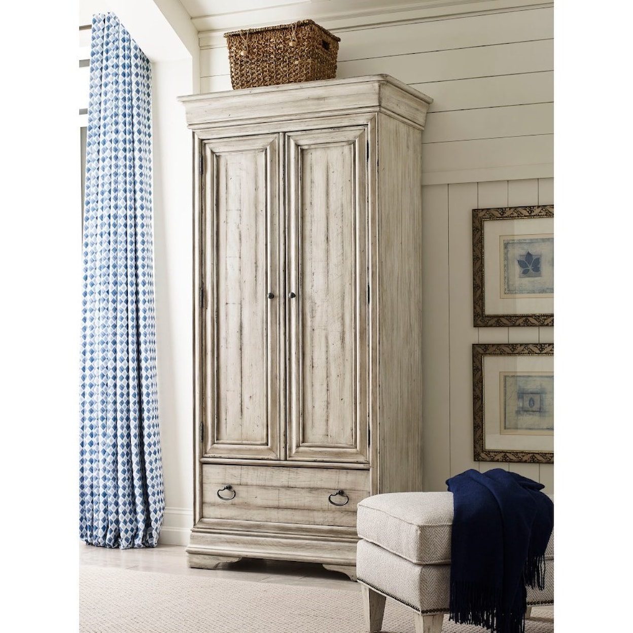 Kincaid Furniture Selwyn Bryant Armoire