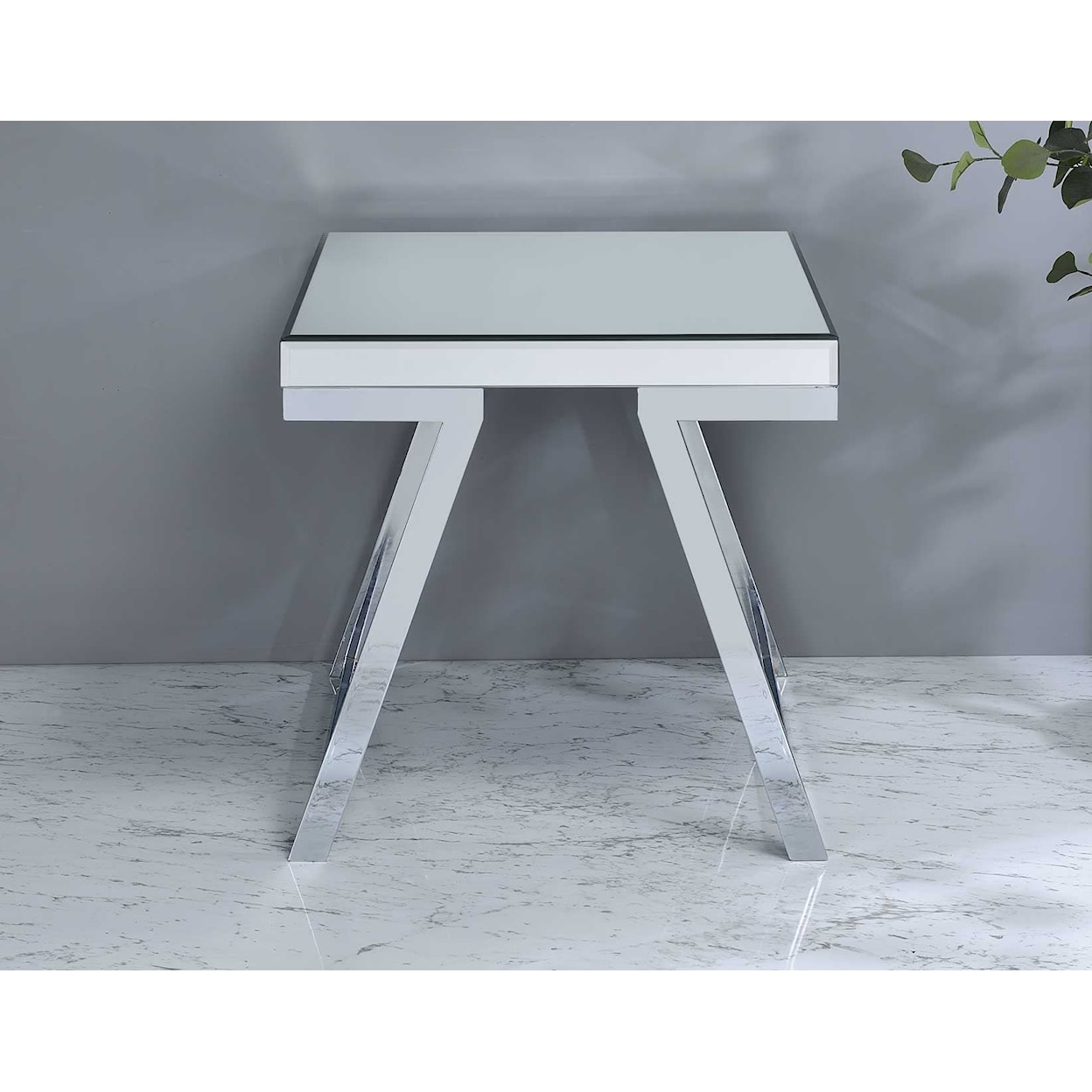 Steve Silver Alfresco End Table