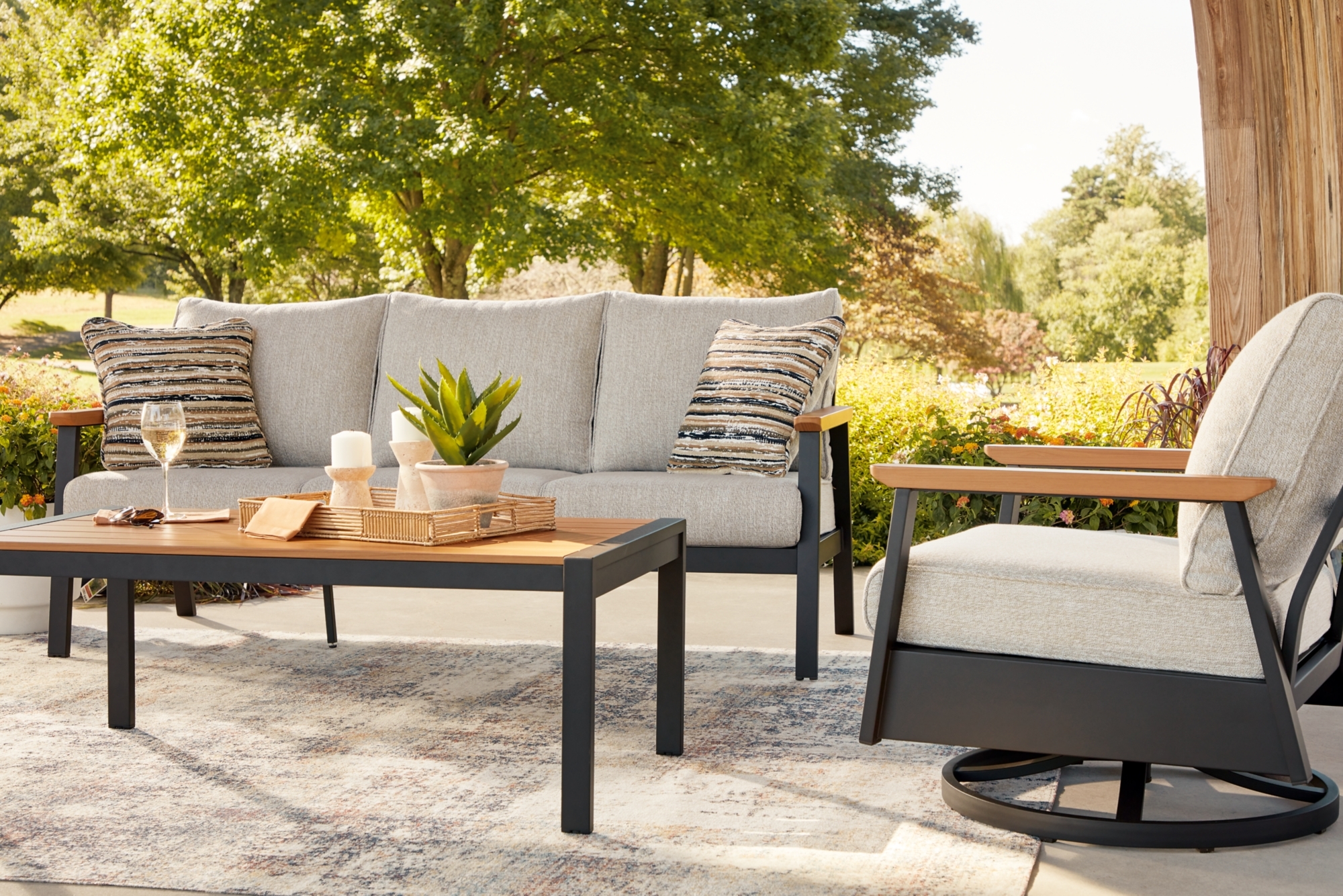 Outdoor Seating Group