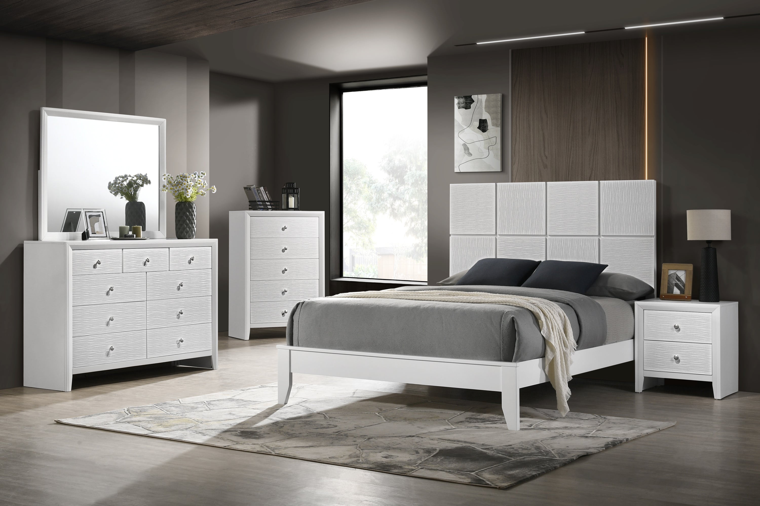 Crown Mark Denker Queen Panel Bed - White
