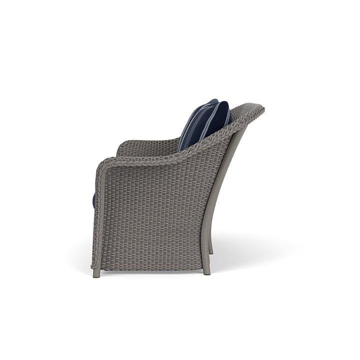 Lloyd Flanders Weekend Retreat Loveseat