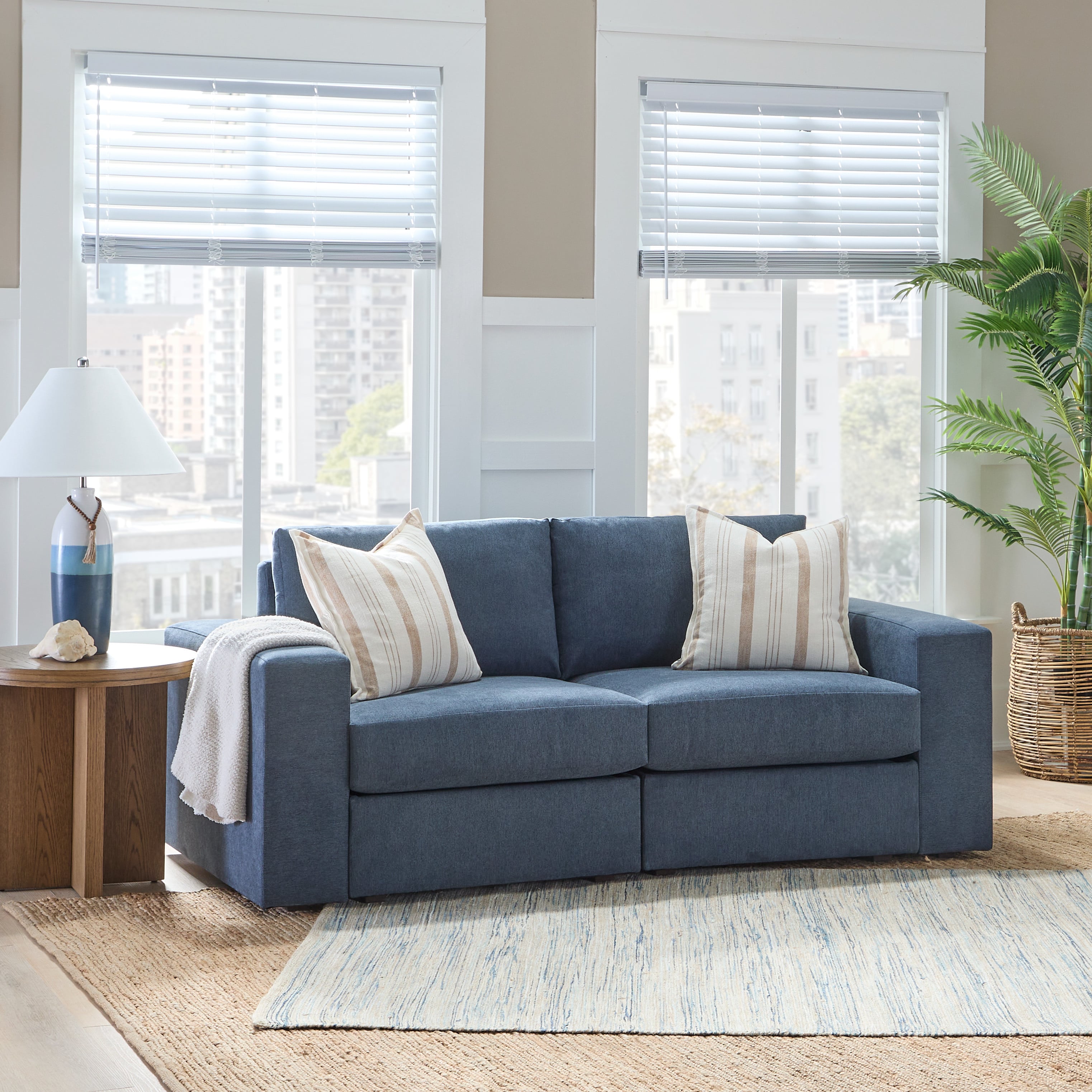 Flexsteel Flex Wide-Arm Loveseat