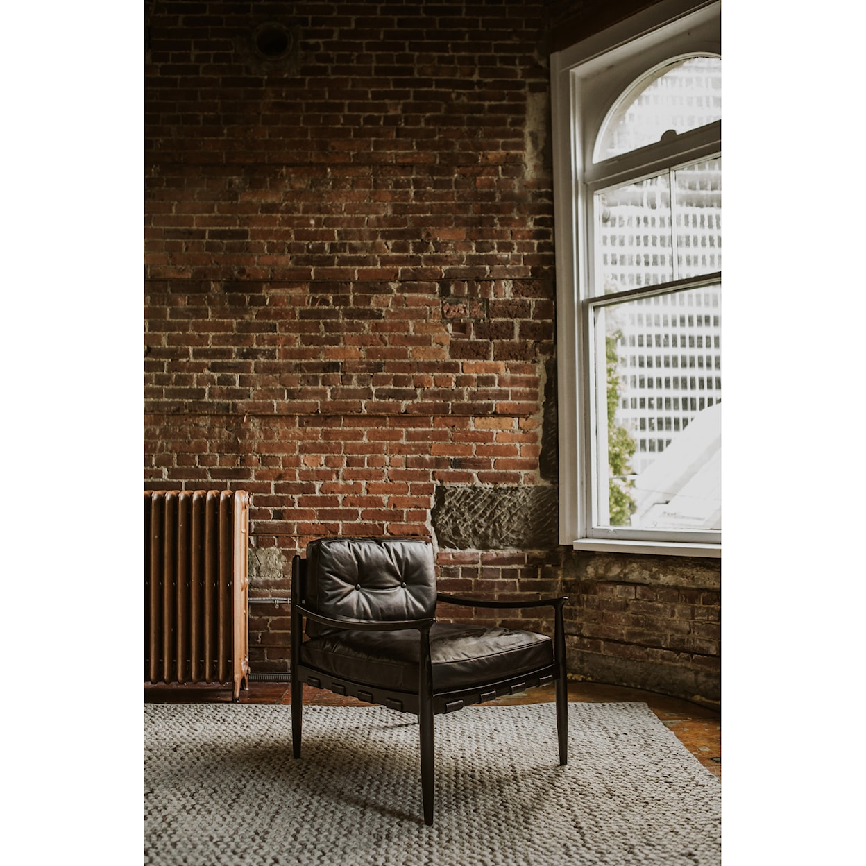 Moe's Home Collection Turner Turner Leather Chair