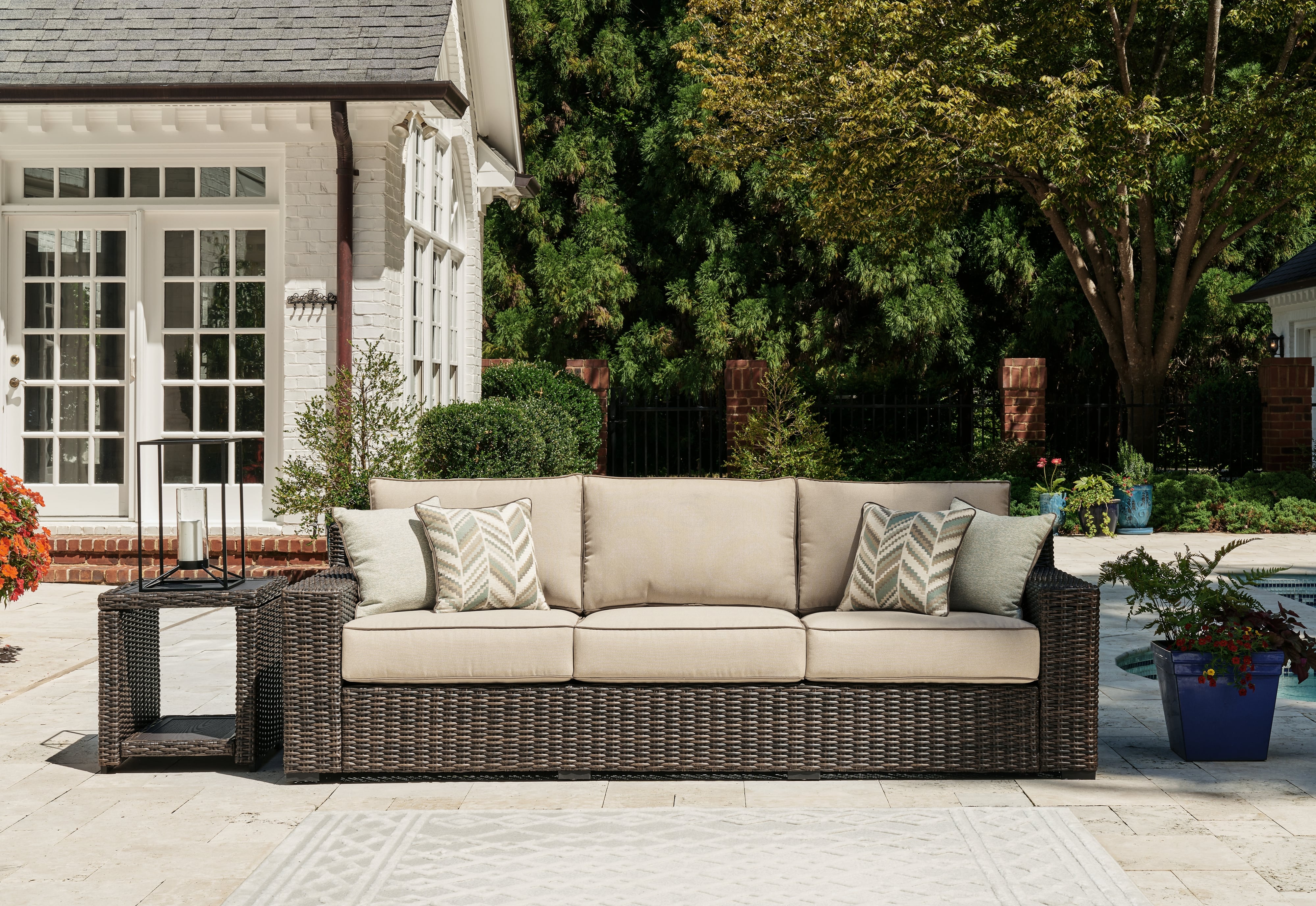 Outdoor Sofa With Cushion
