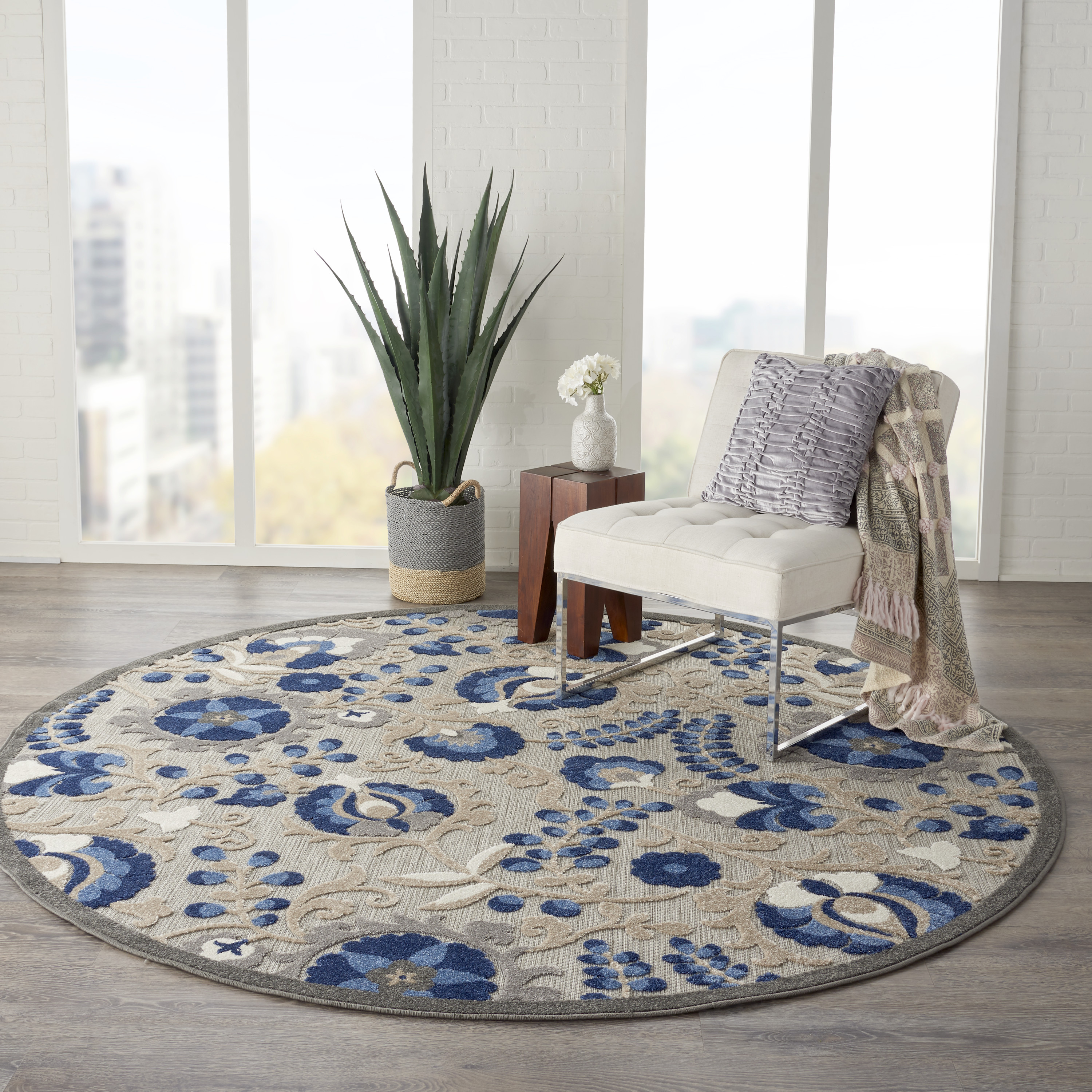 Nourison Aloha 7'10" Round  Rug