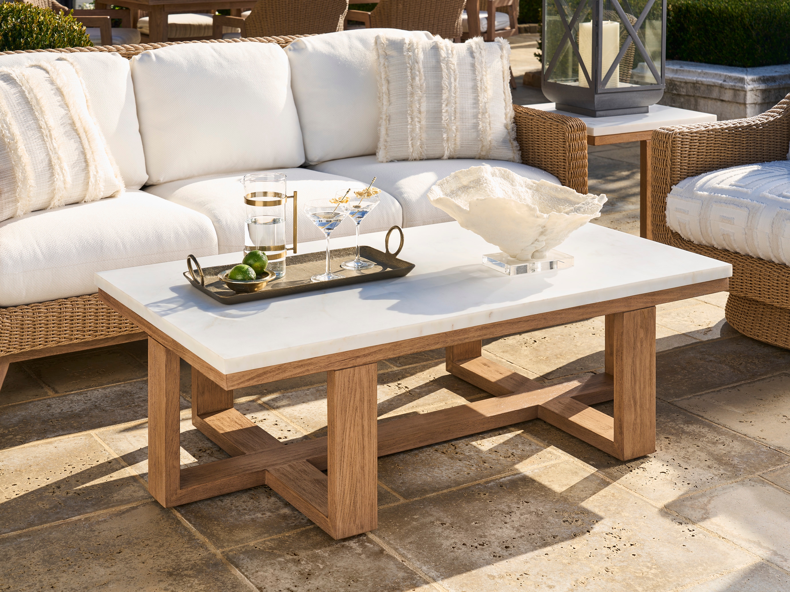 Tommy Bahama Outdoor Living Isle Of Palms Outdoor Rectangular Cocktail Table