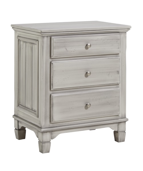 Traditional 3-Drawer Nightstand
